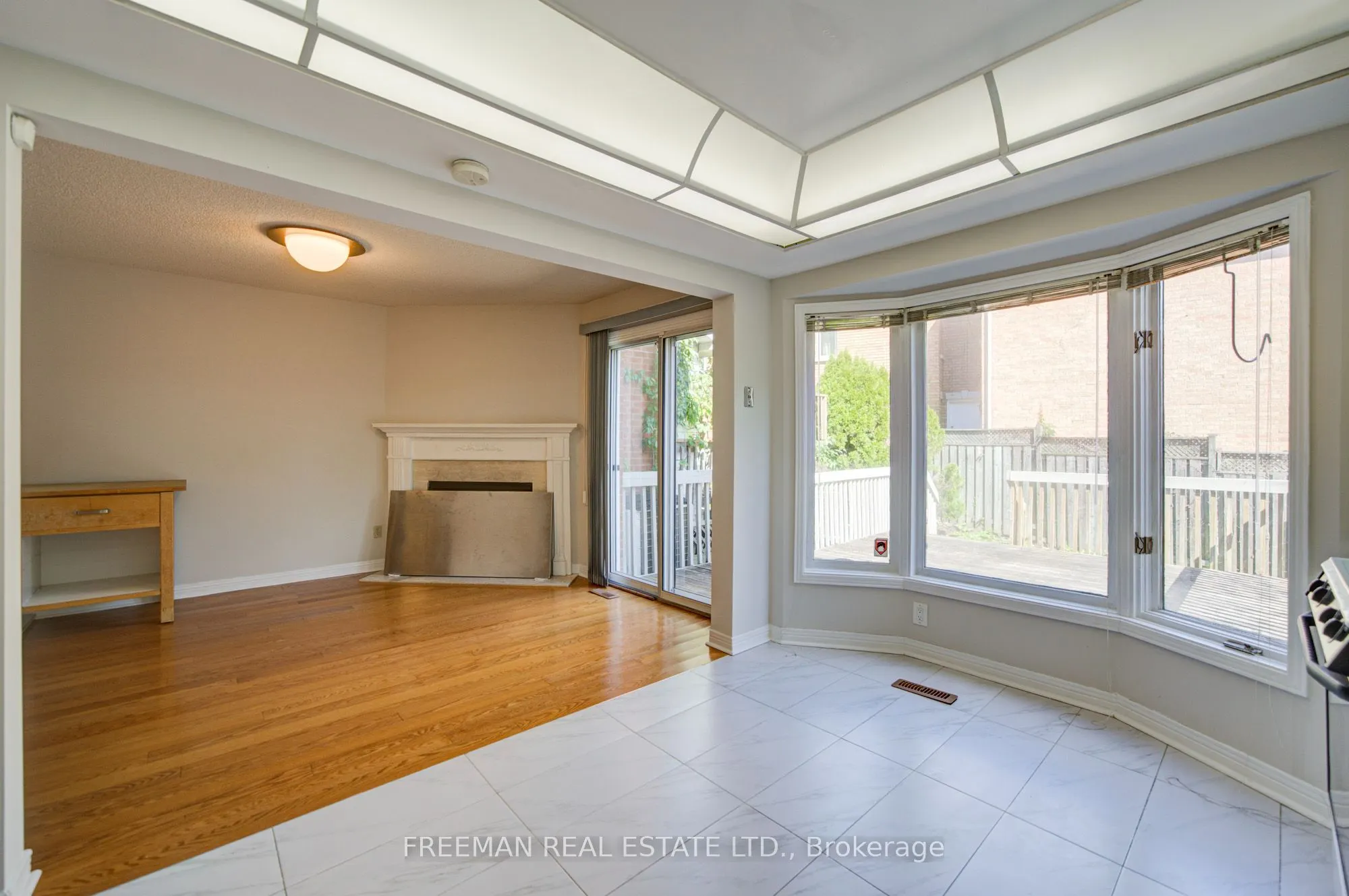 107 Brownstone Circle