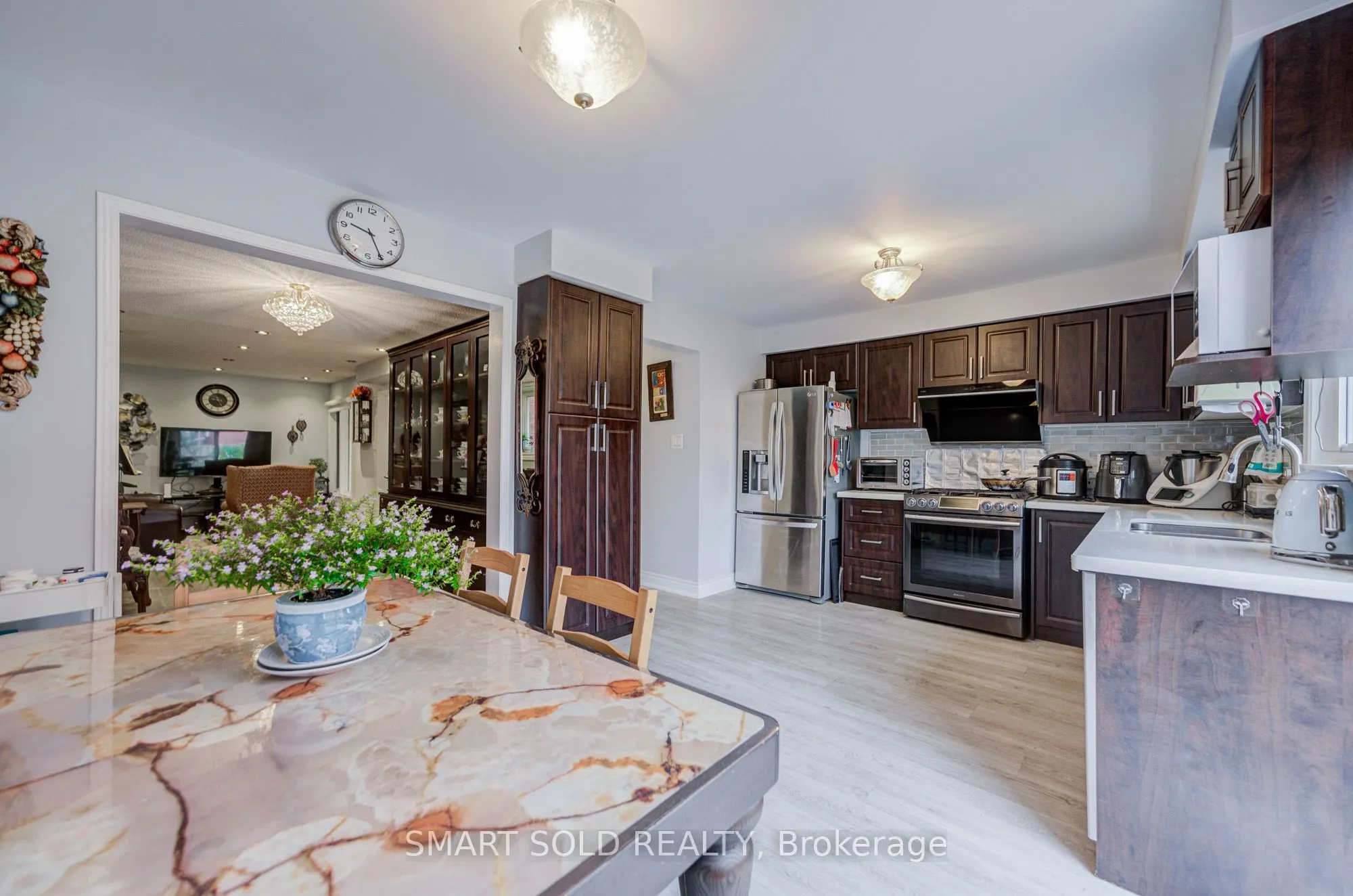 70 Connery Crescent