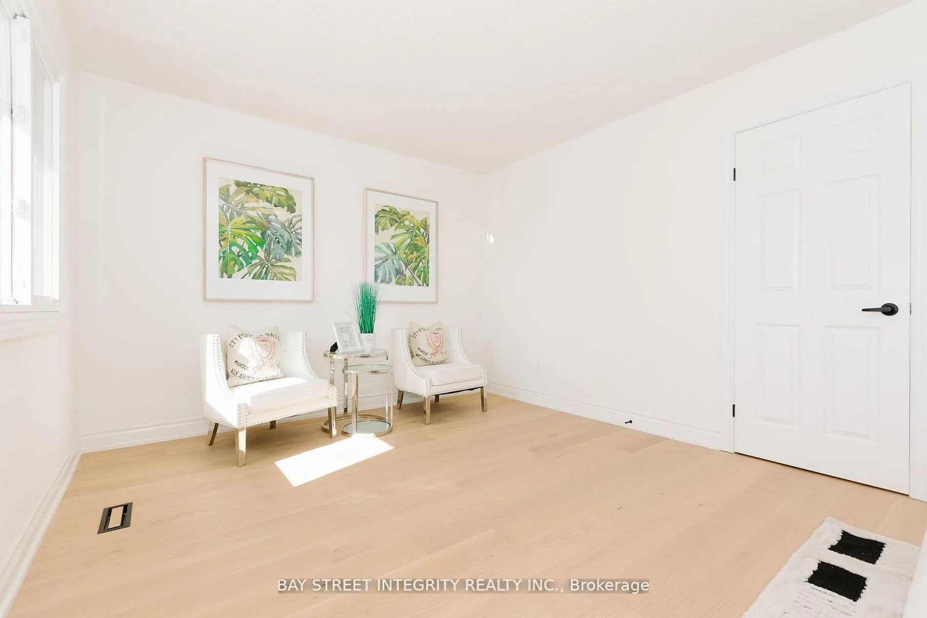 12 Charnwood Place