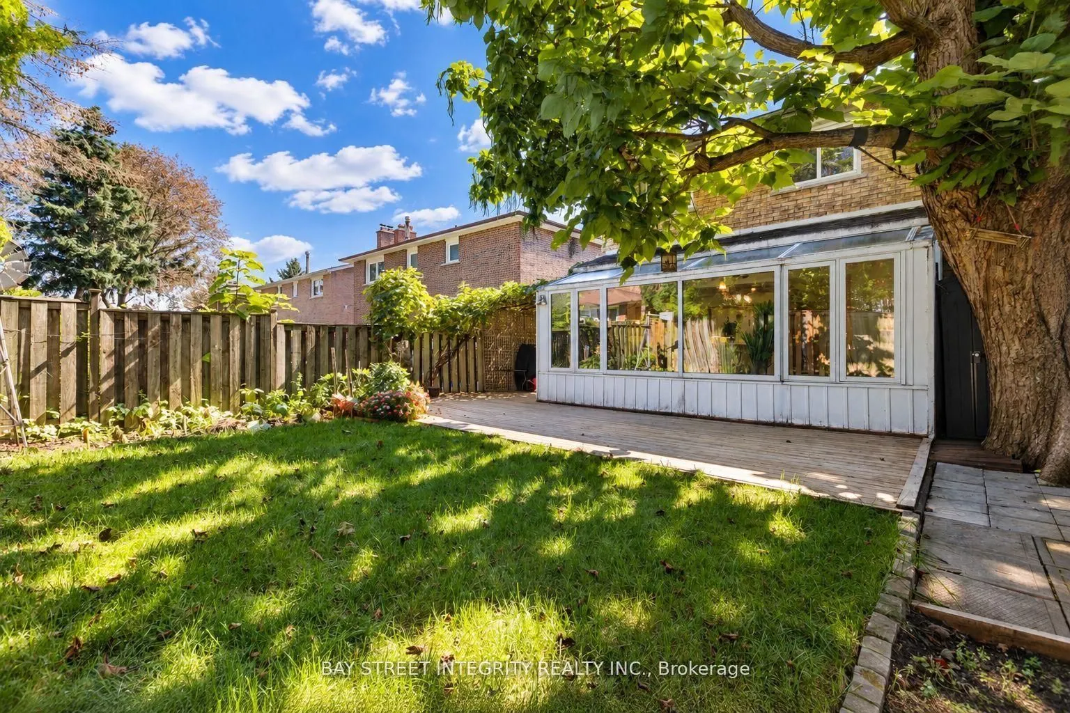 12 Charnwood Place