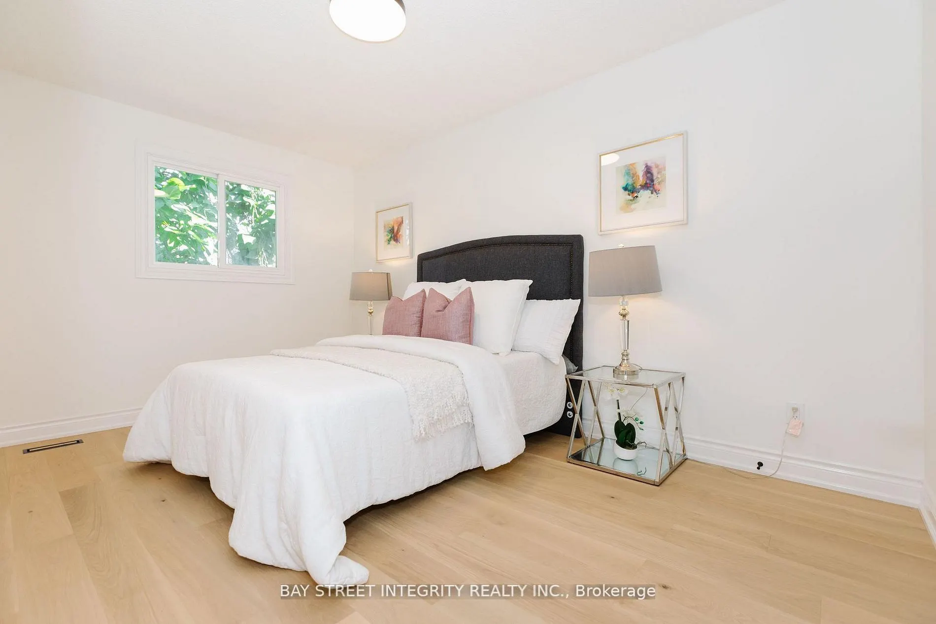 12 Charnwood Place