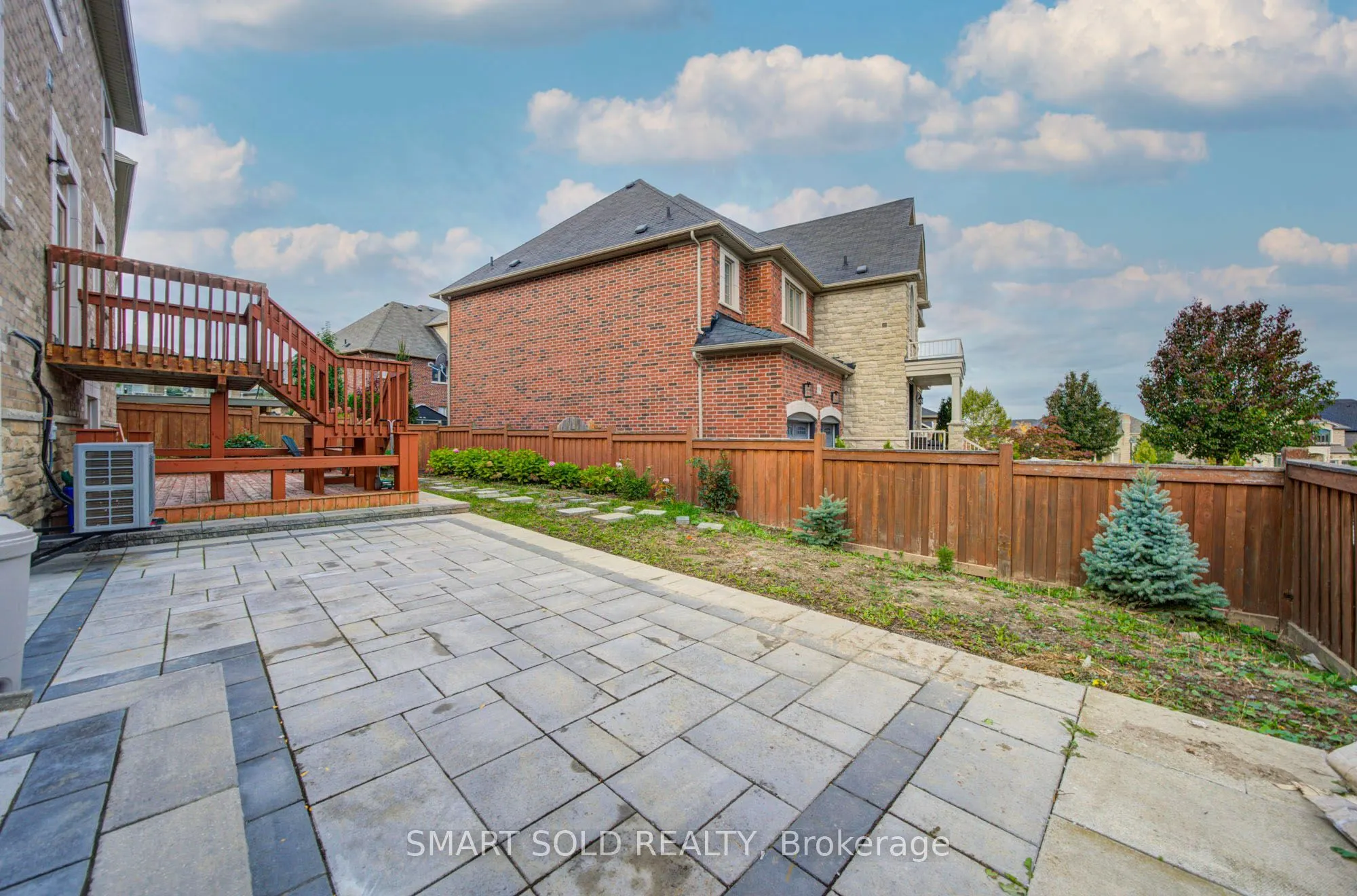 982 Wilbur Pipher Circle