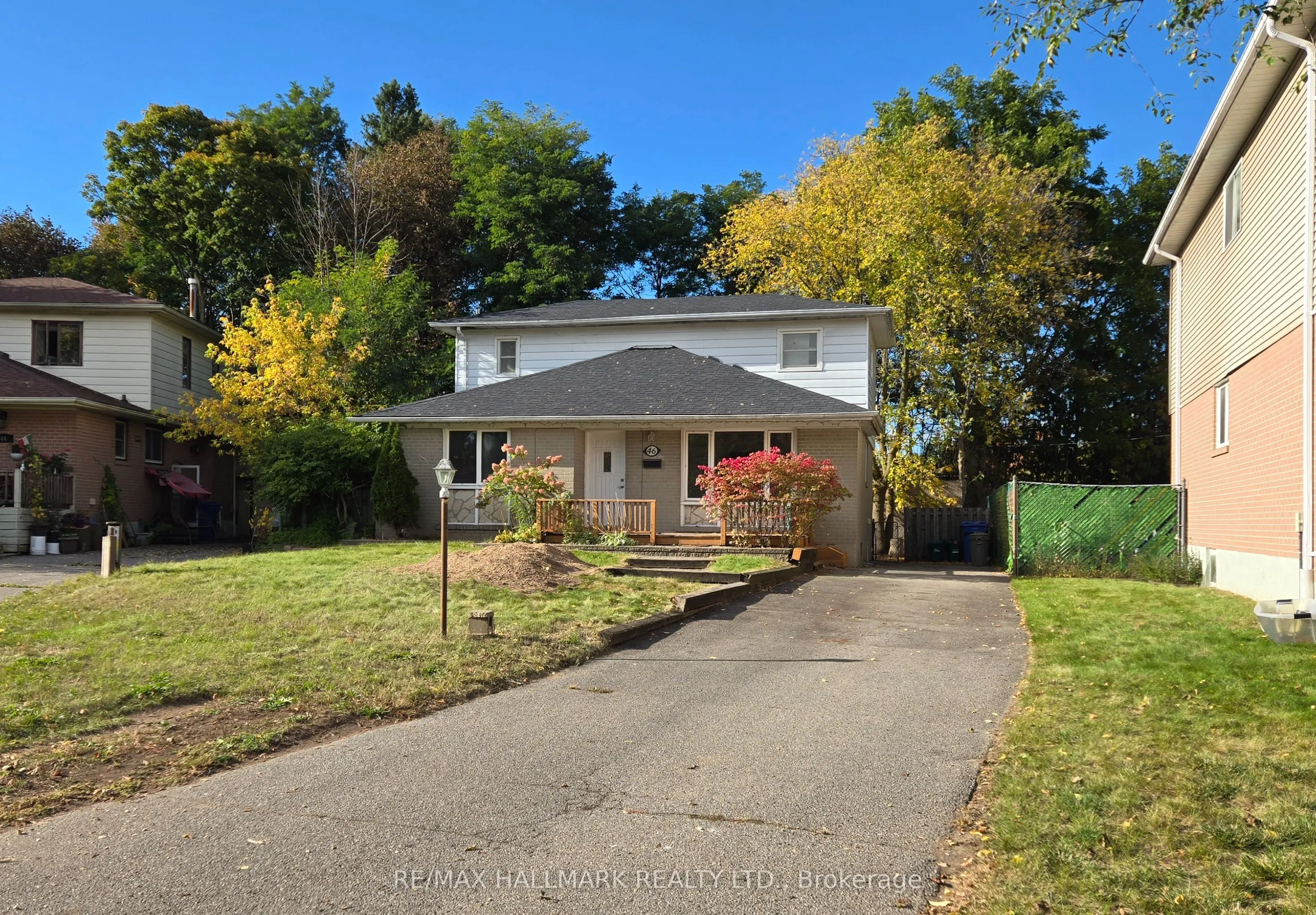 46 Collins Crescent