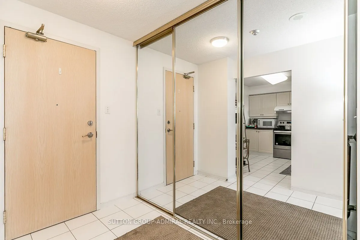 11 Townsgate Drive #1002