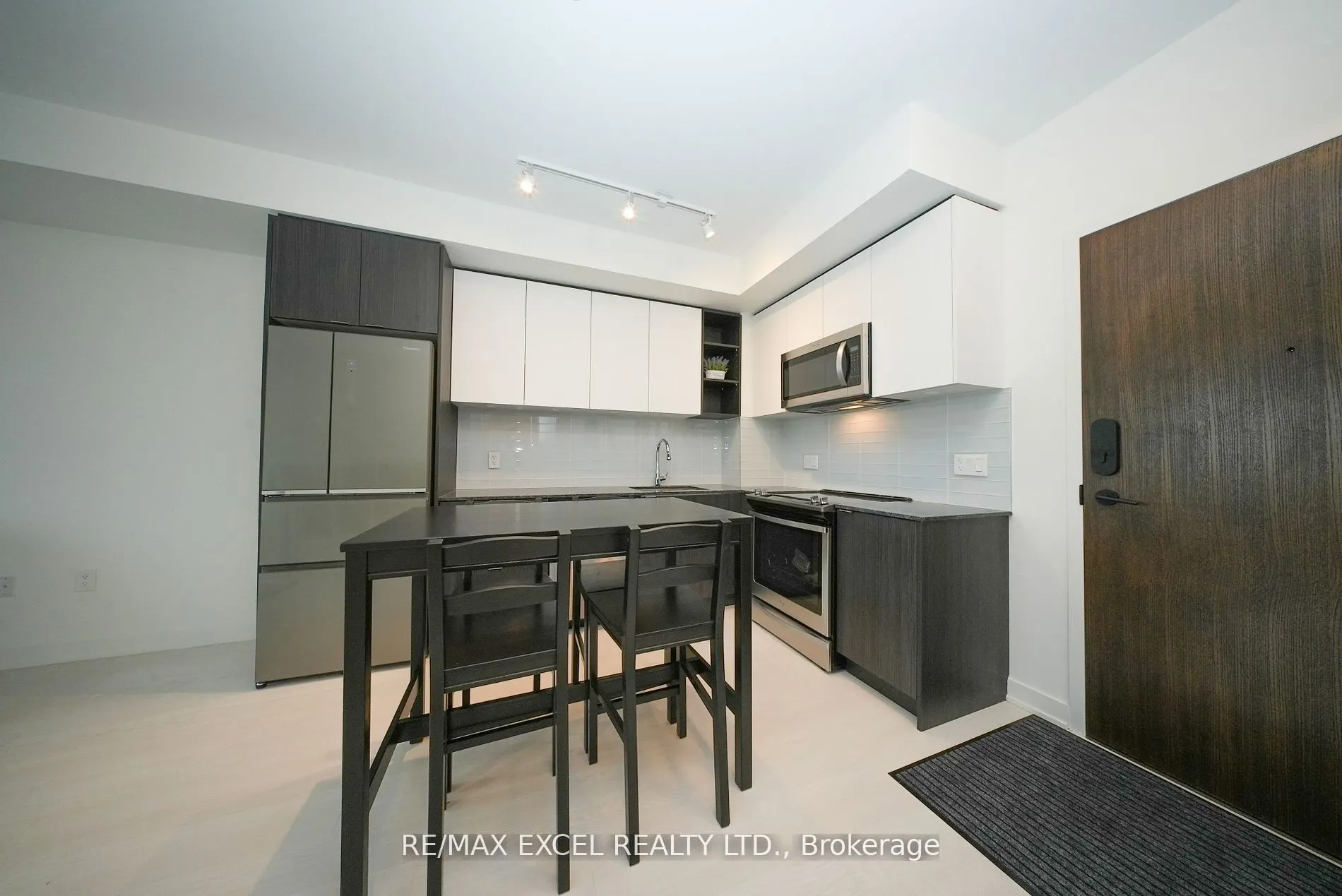 100 Eagle Rock Way #324