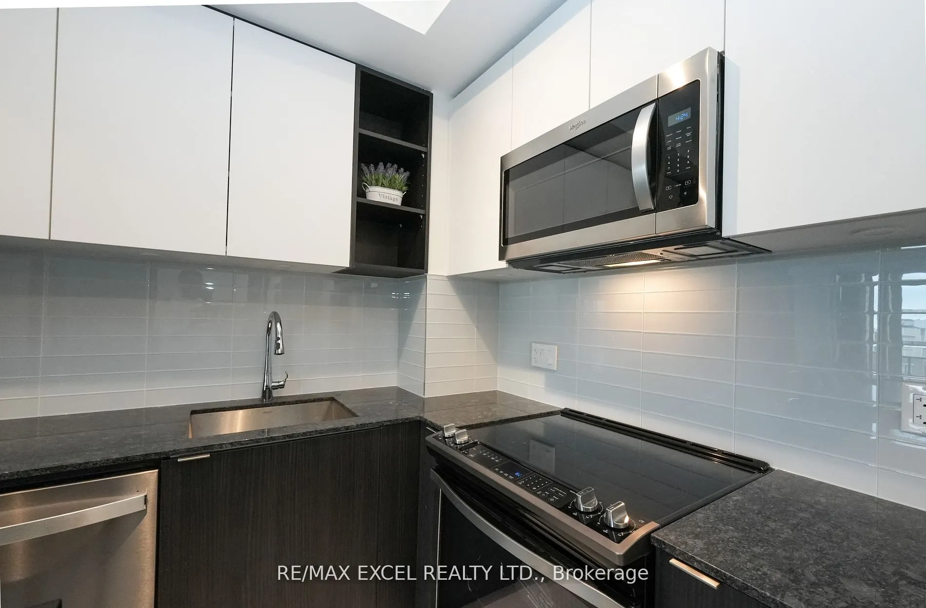 100 Eagle Rock Way #324