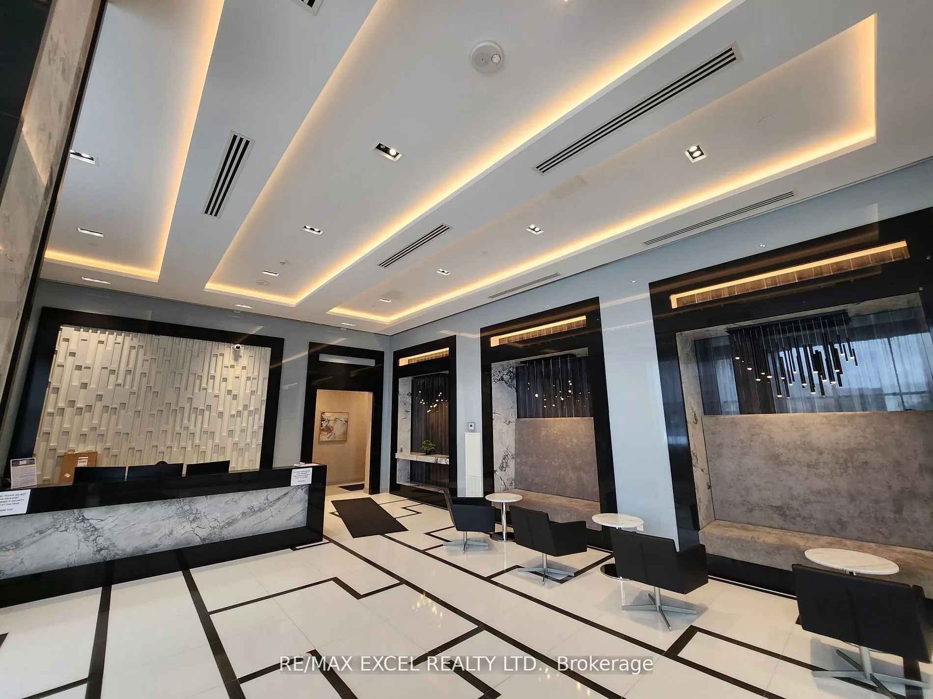 100 Eagle Rock Way #324
