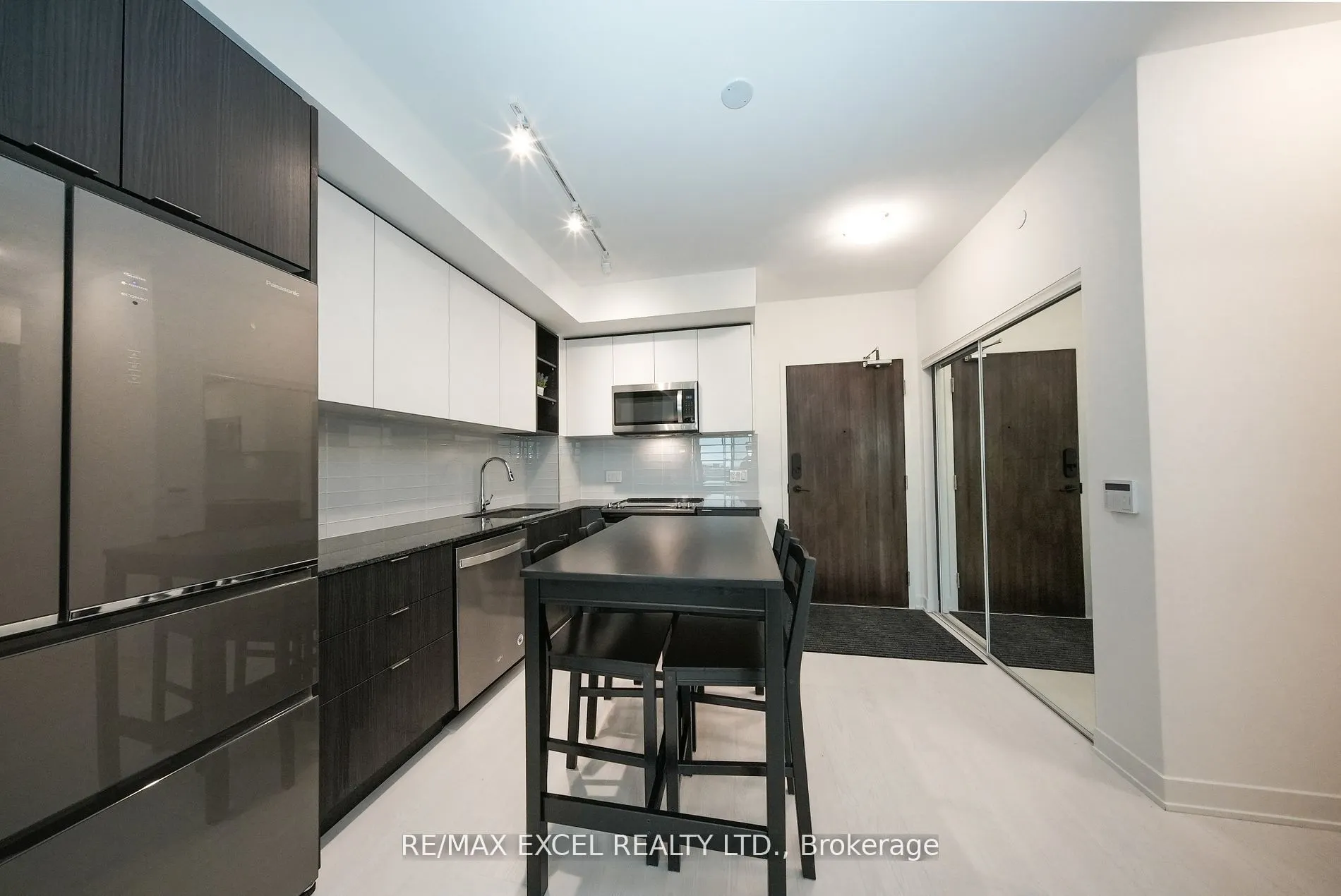 100 Eagle Rock Way #324