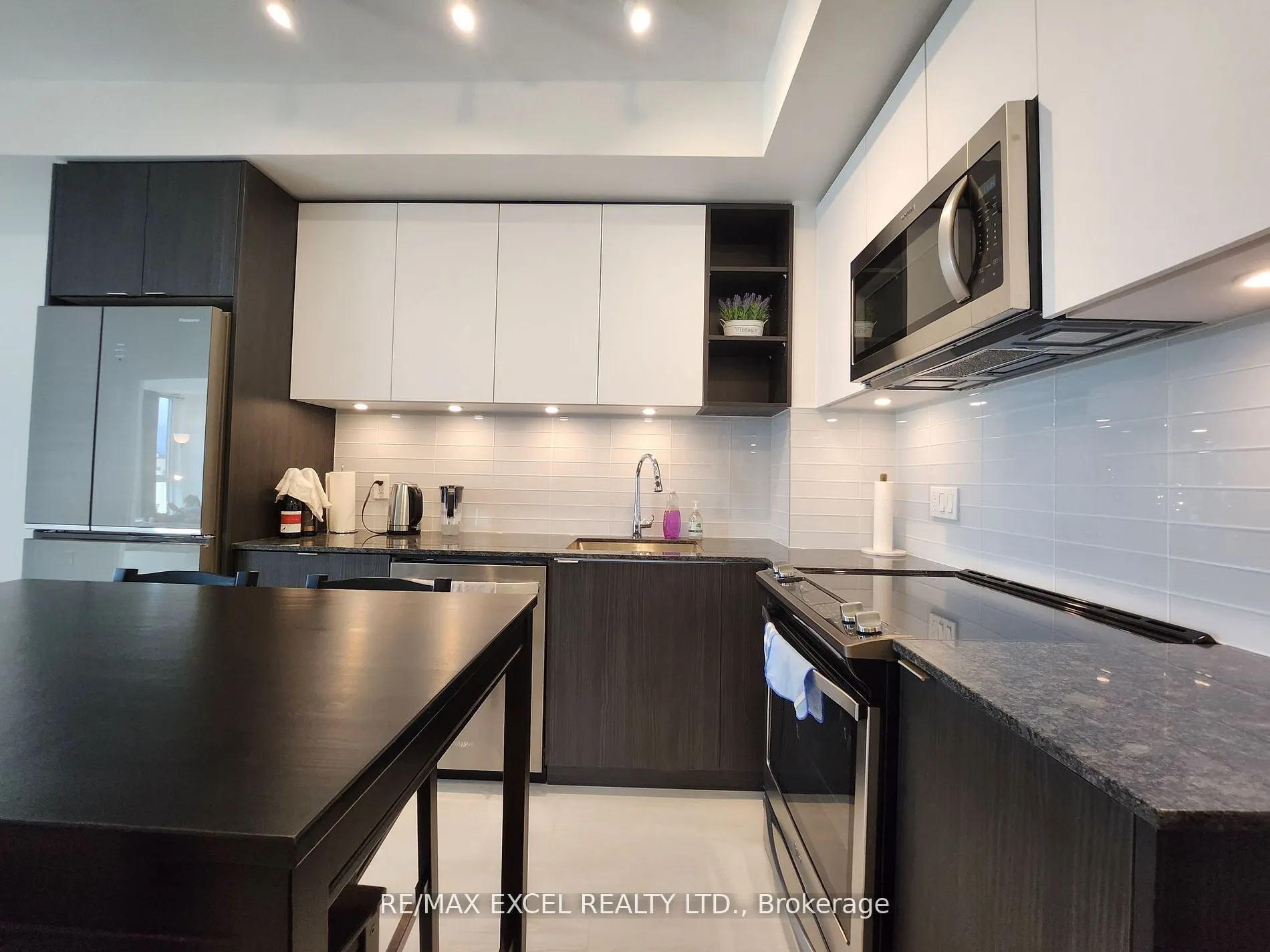 100 Eagle Rock Way #324