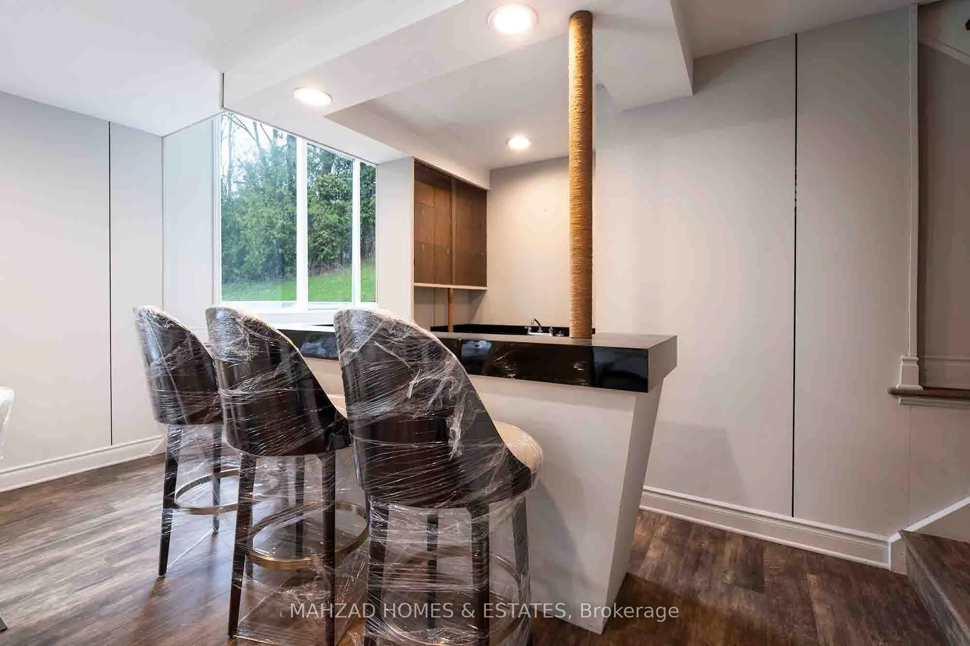 32 Maryvale Crescent