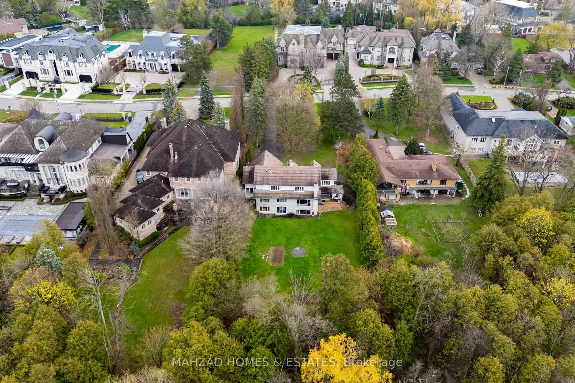 32 Maryvale Crescent