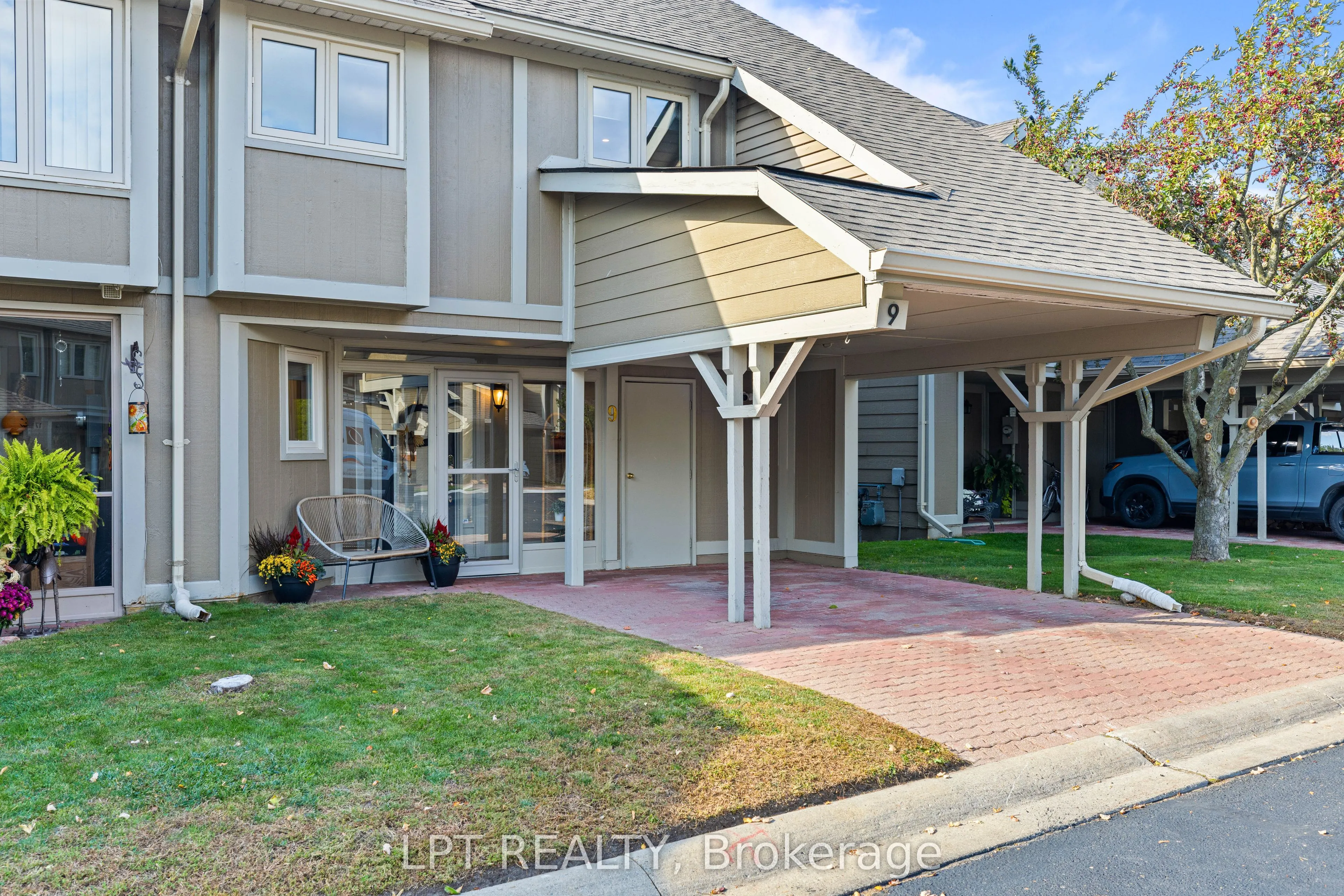 9 Davy Point Circle #9