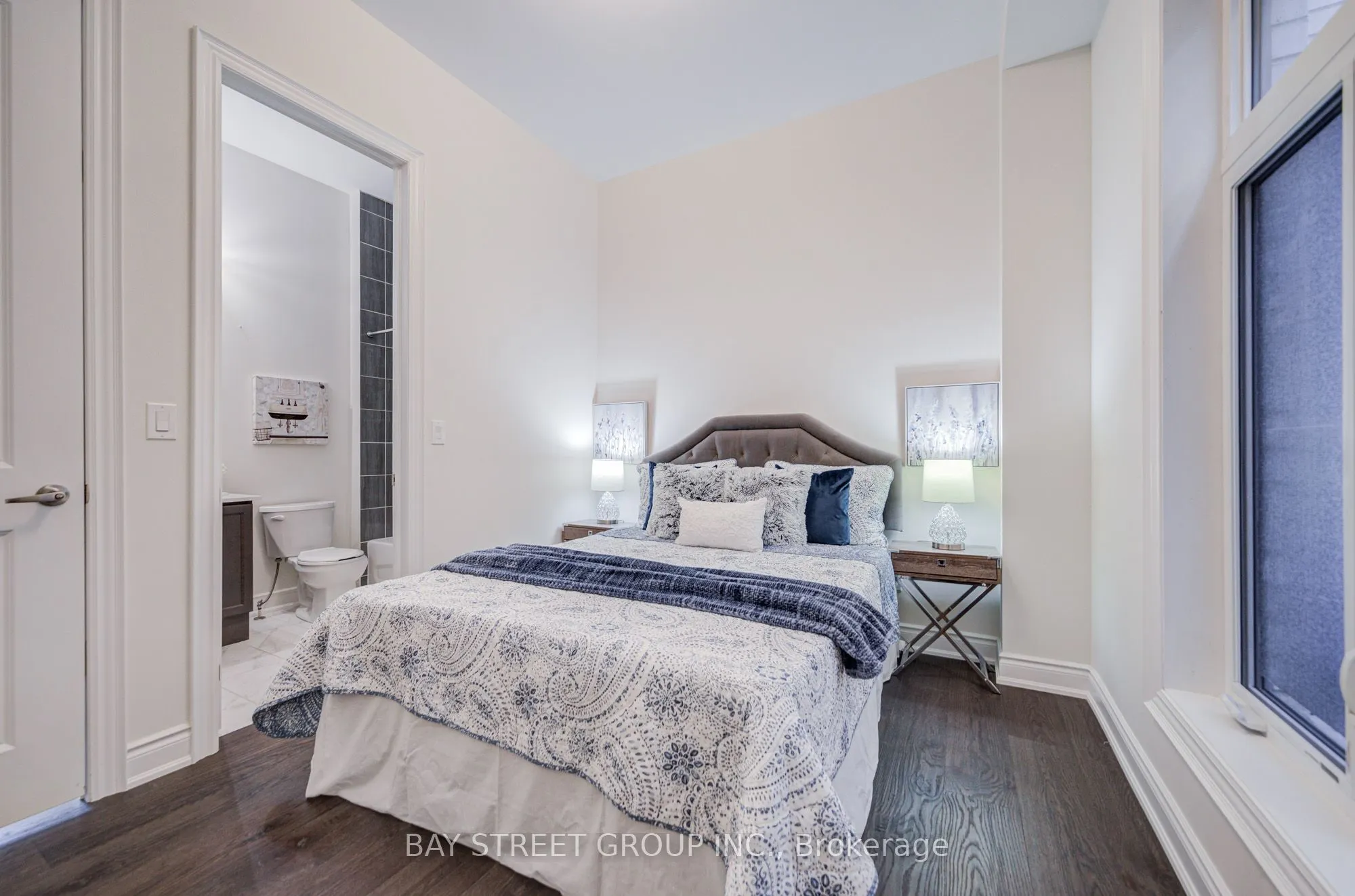 27 Hearthwood Gate