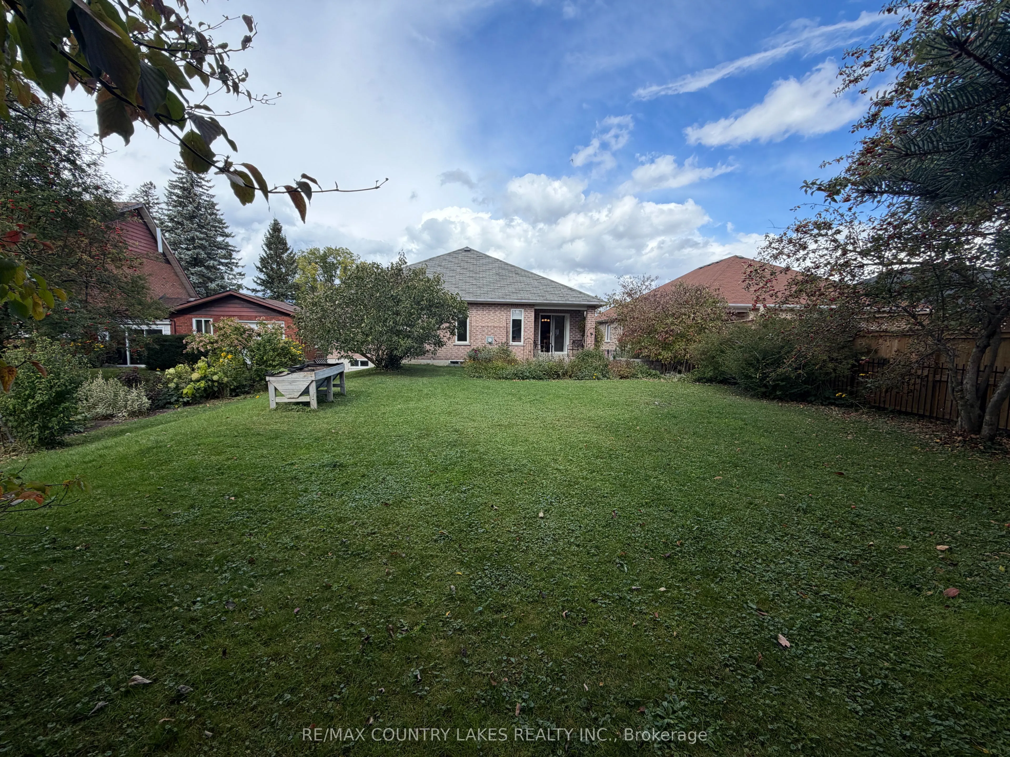 43 Elmwood Avenue