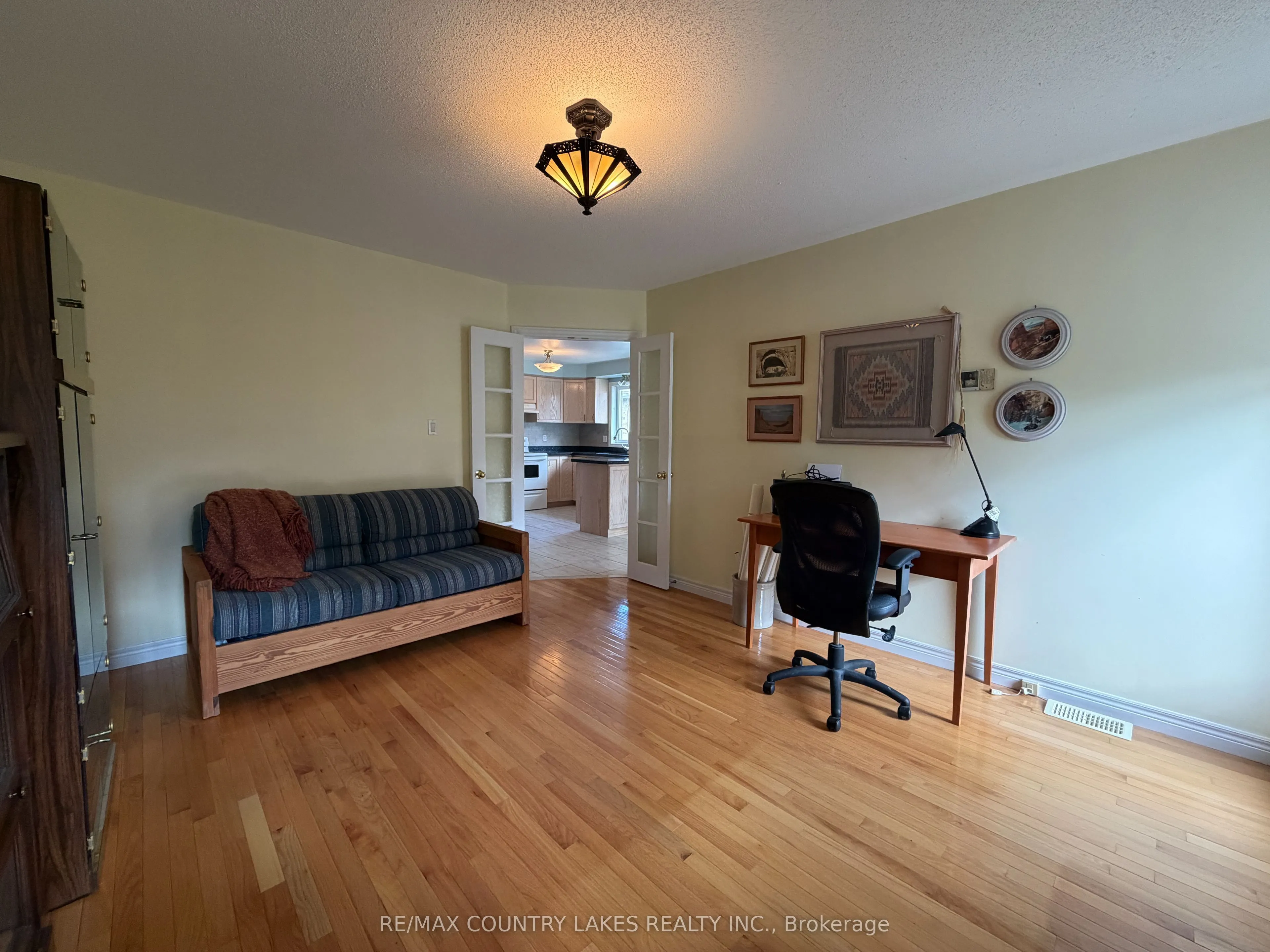 43 Elmwood Avenue