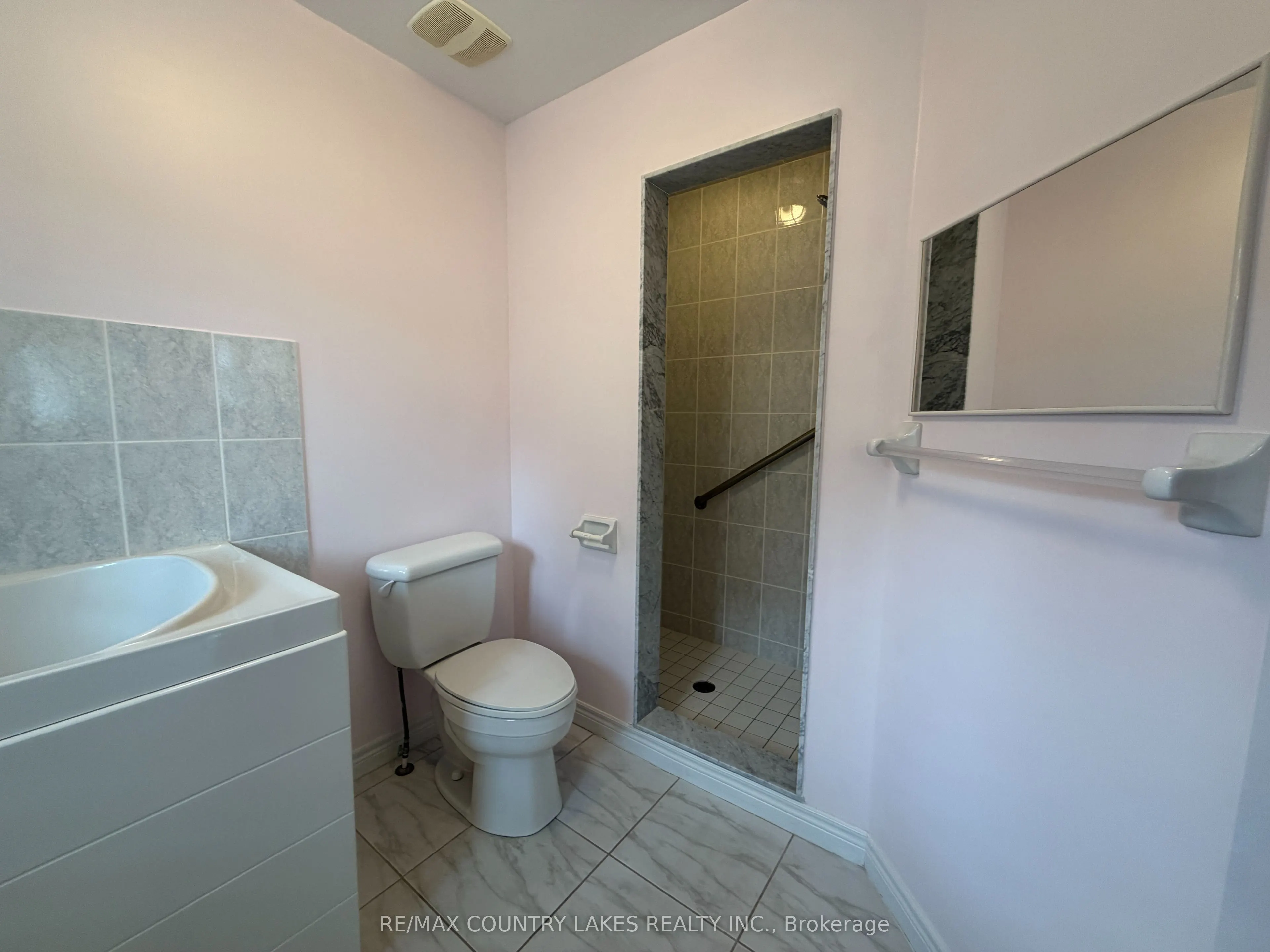 43 Elmwood Avenue
