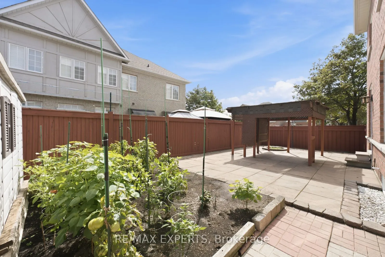 1 Cetona Avenue