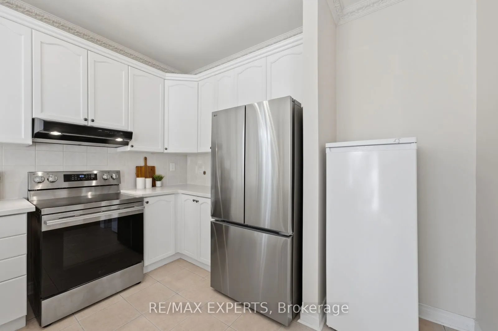 1 Cetona Avenue