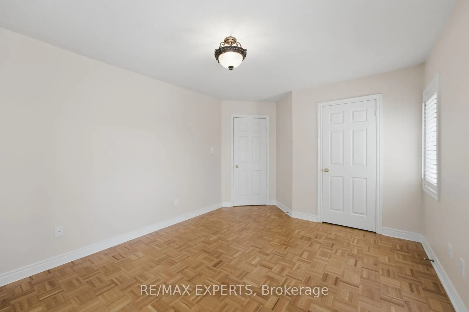 1 Cetona Avenue