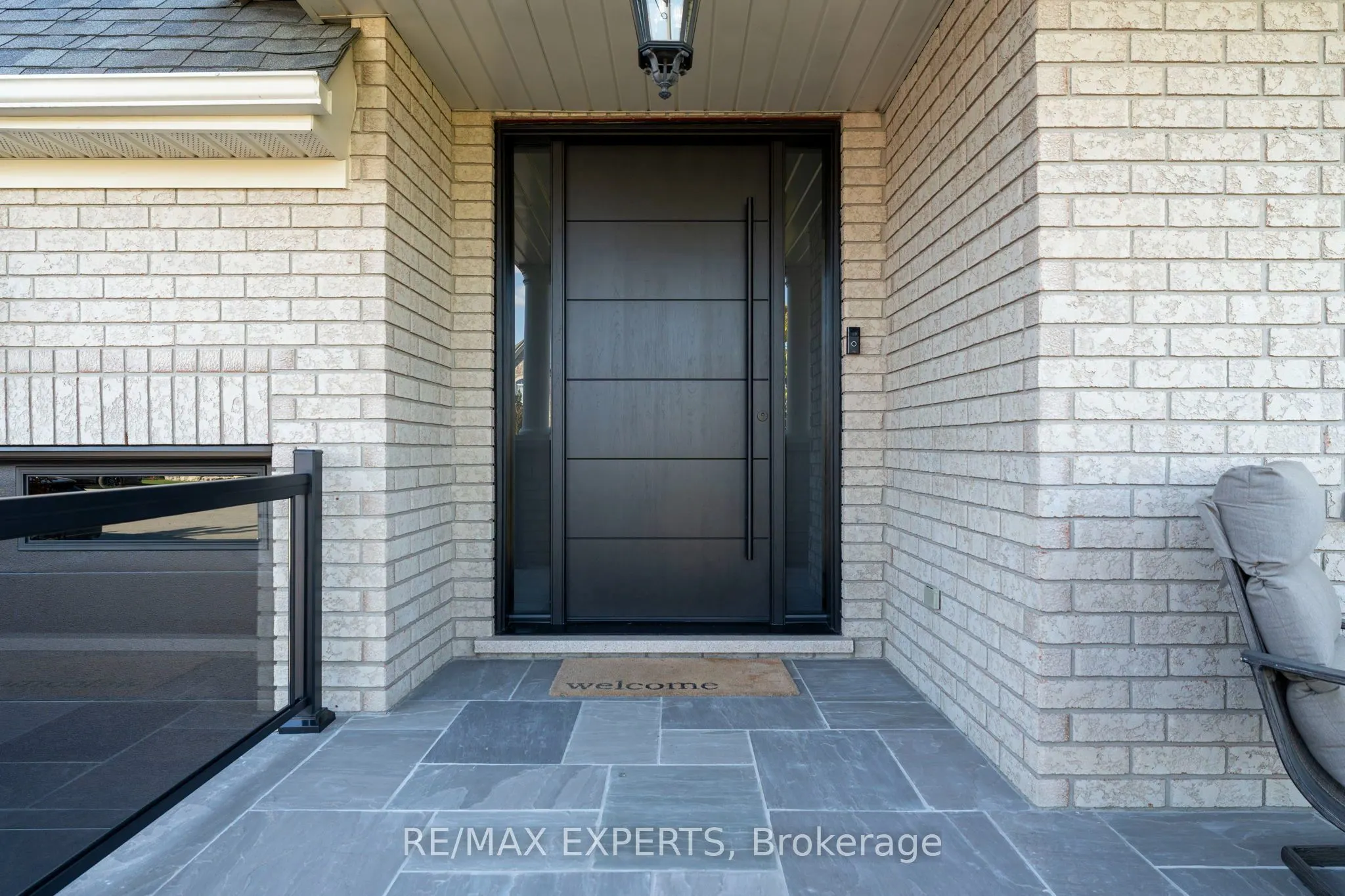 16 Thomas Noble Court
