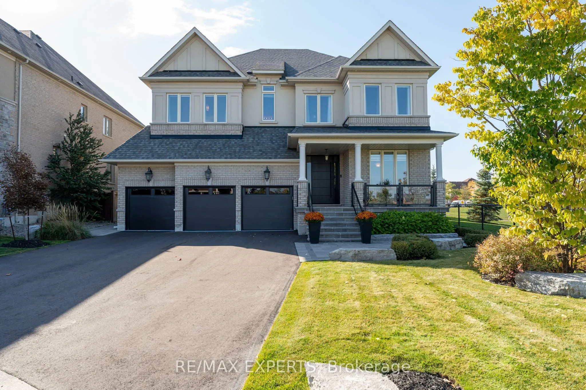 16 Thomas Noble Court