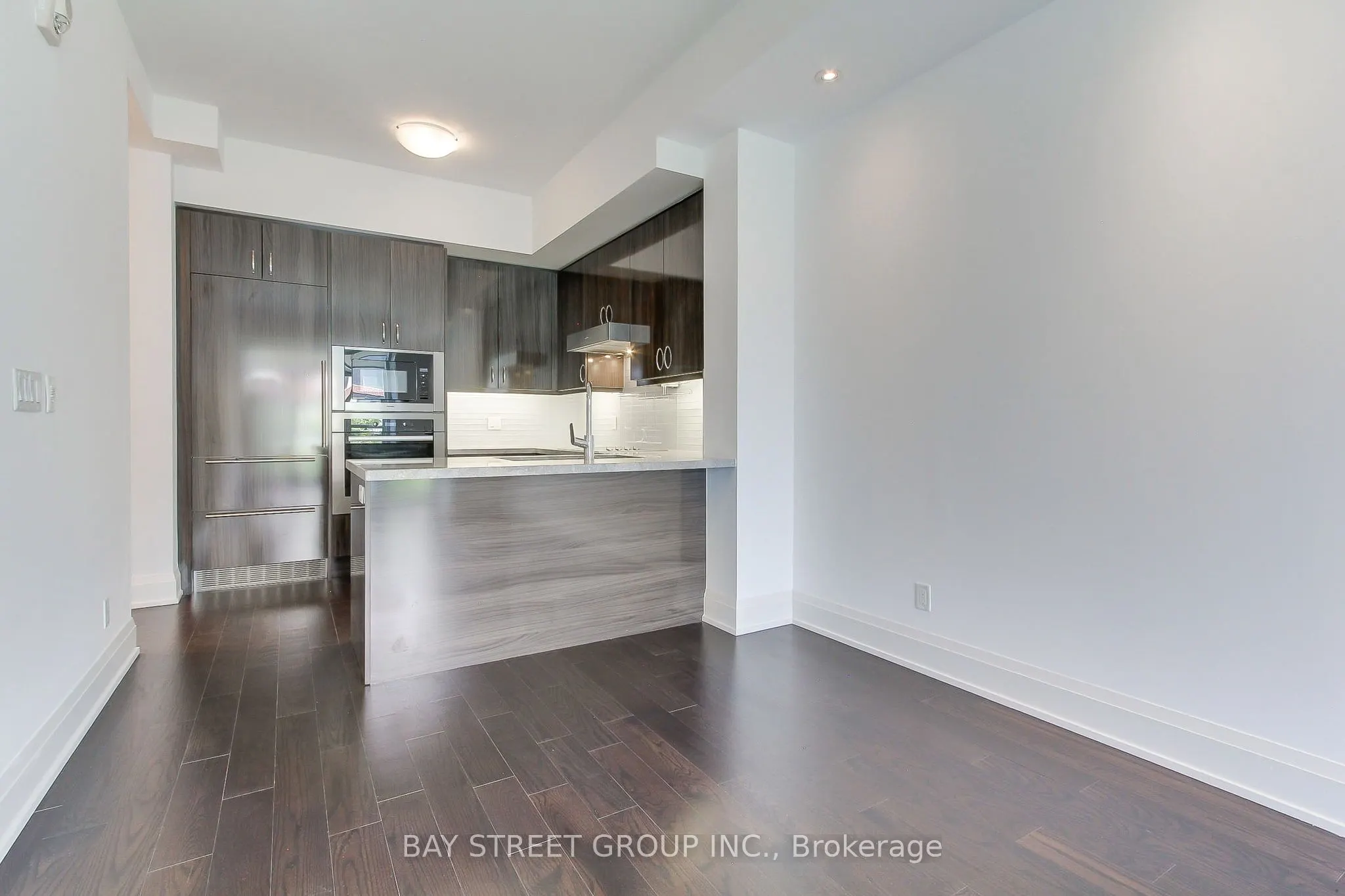 20 Fred Varley Drive #312