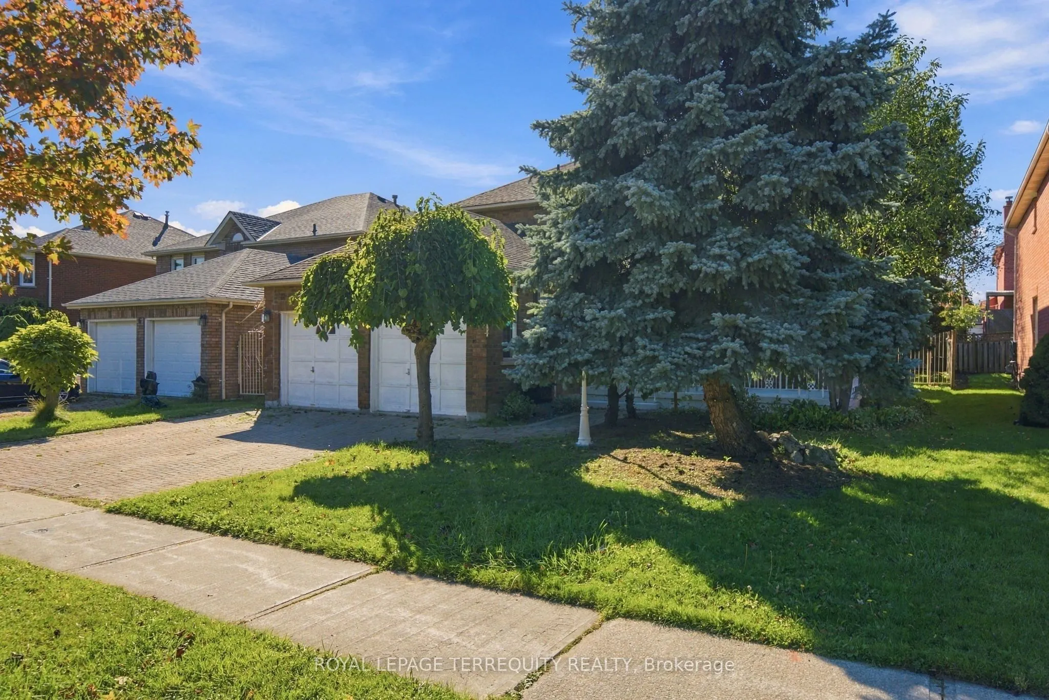 8 Mallory Avenue