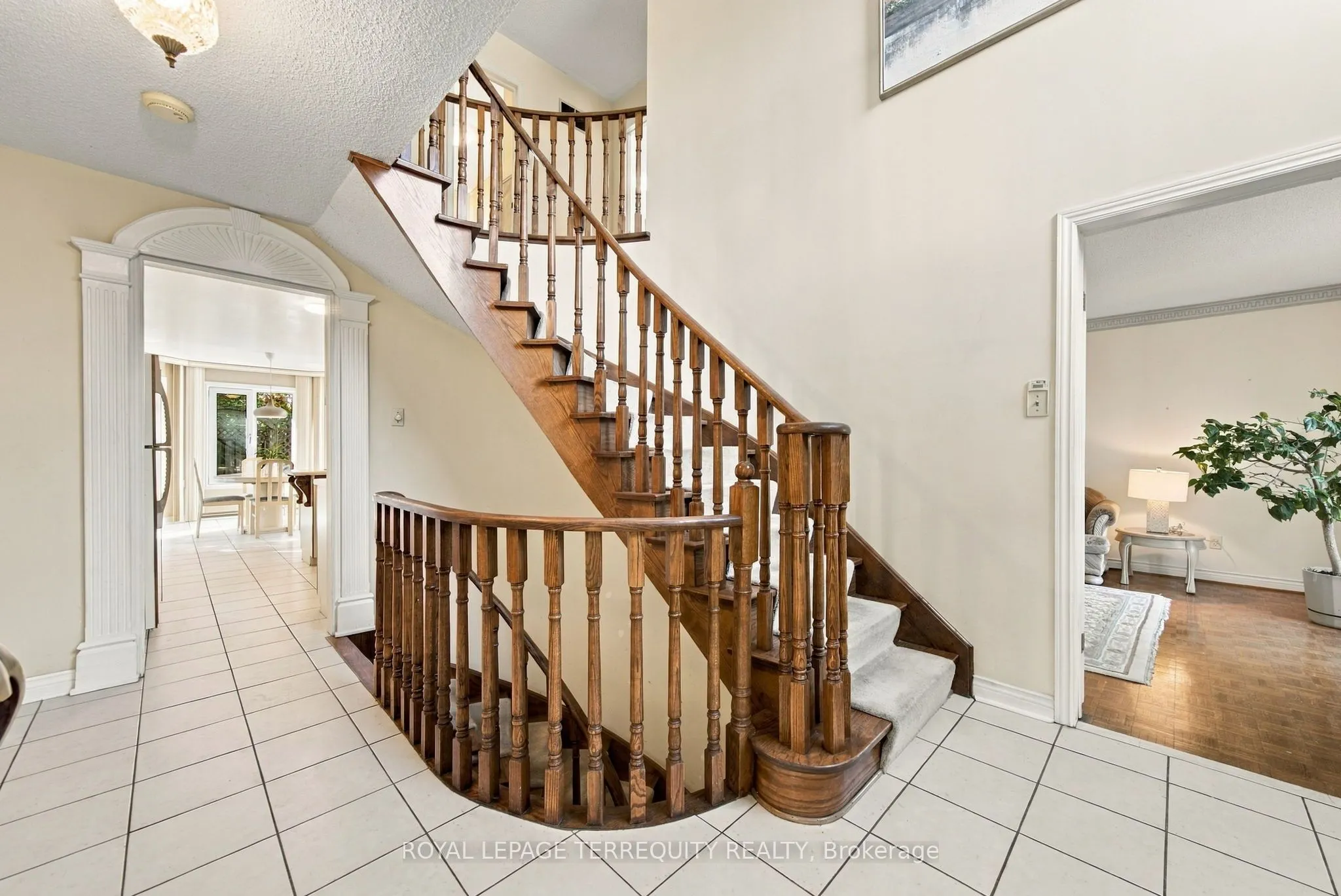 8 Mallory Avenue