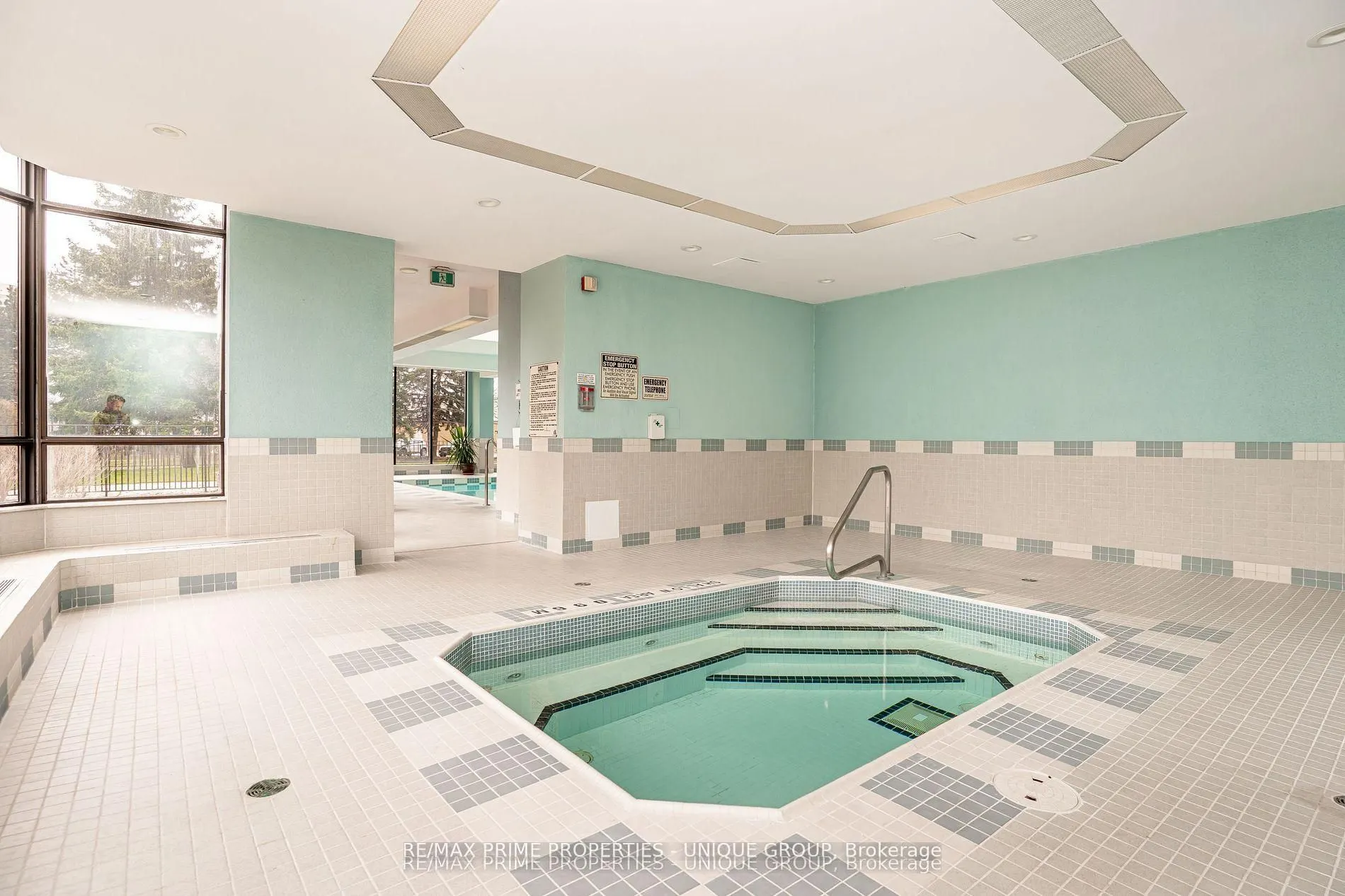 33 Weldrick Road E #209