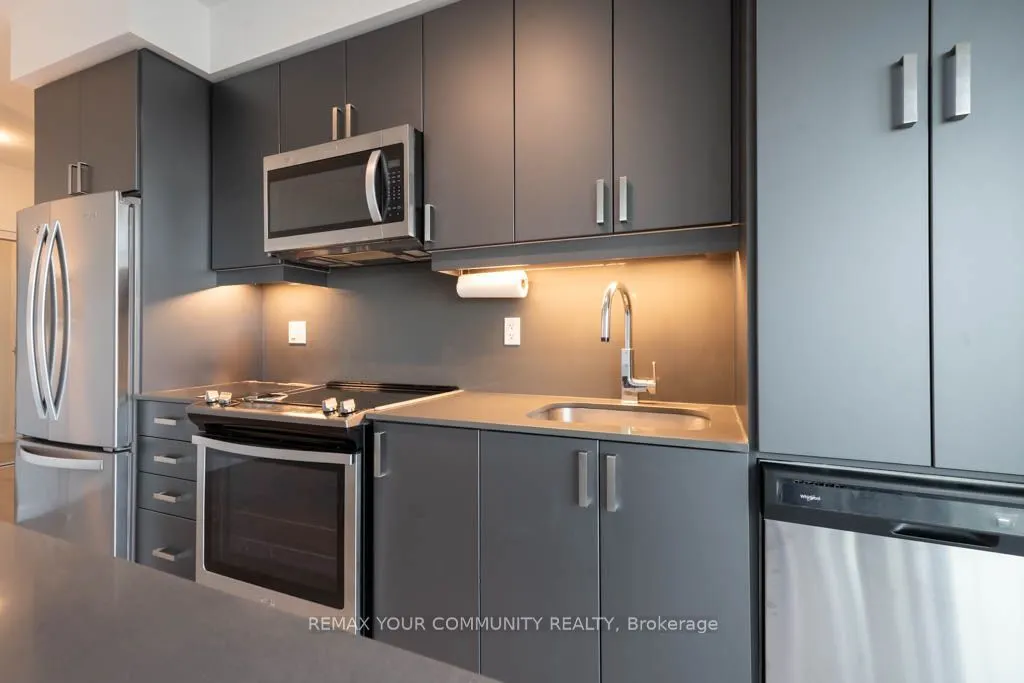 7895 Jane Street #3406