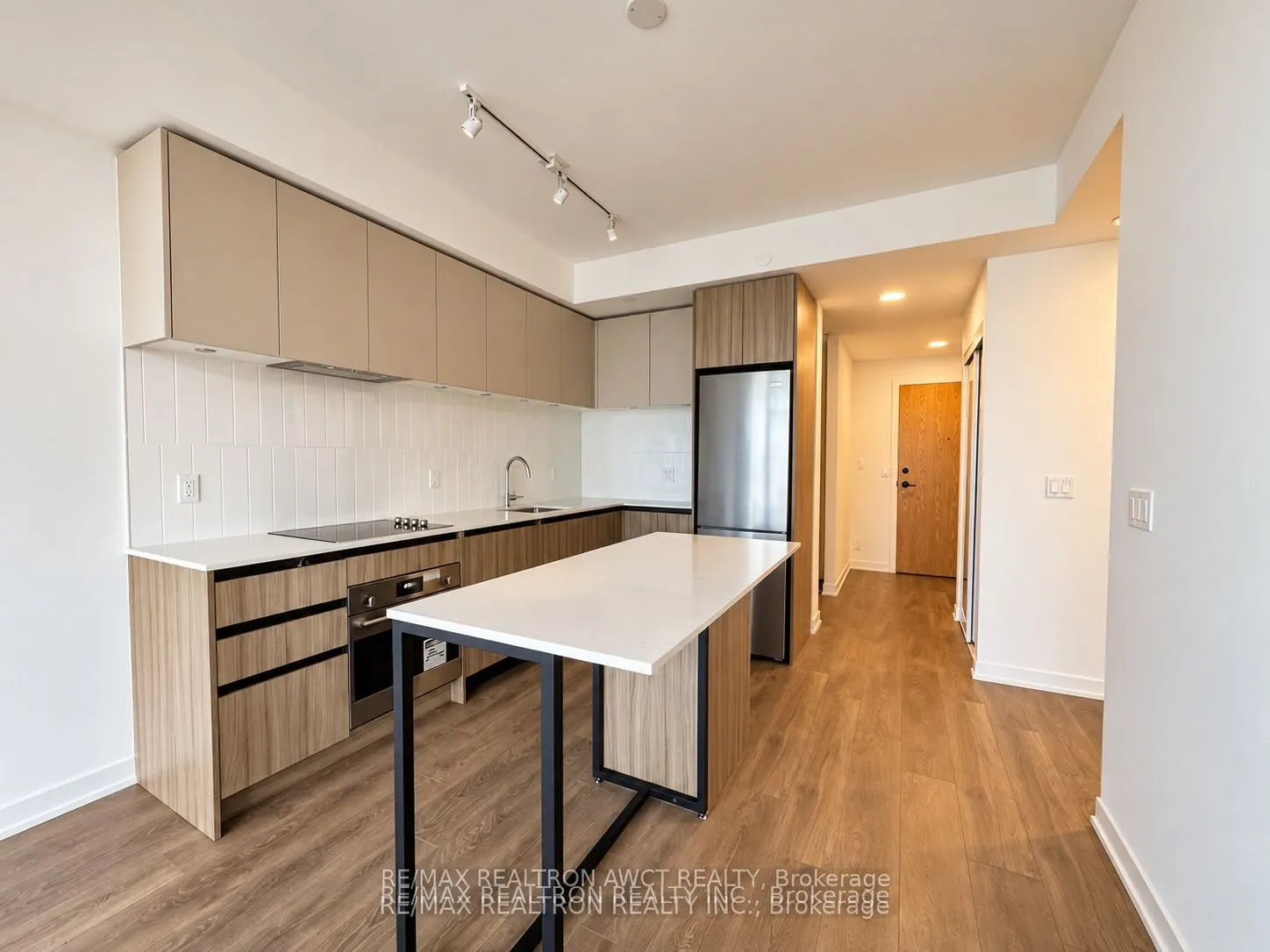7950 Bathurst Street #525