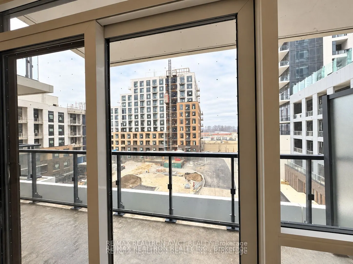 7950 Bathurst Street #525