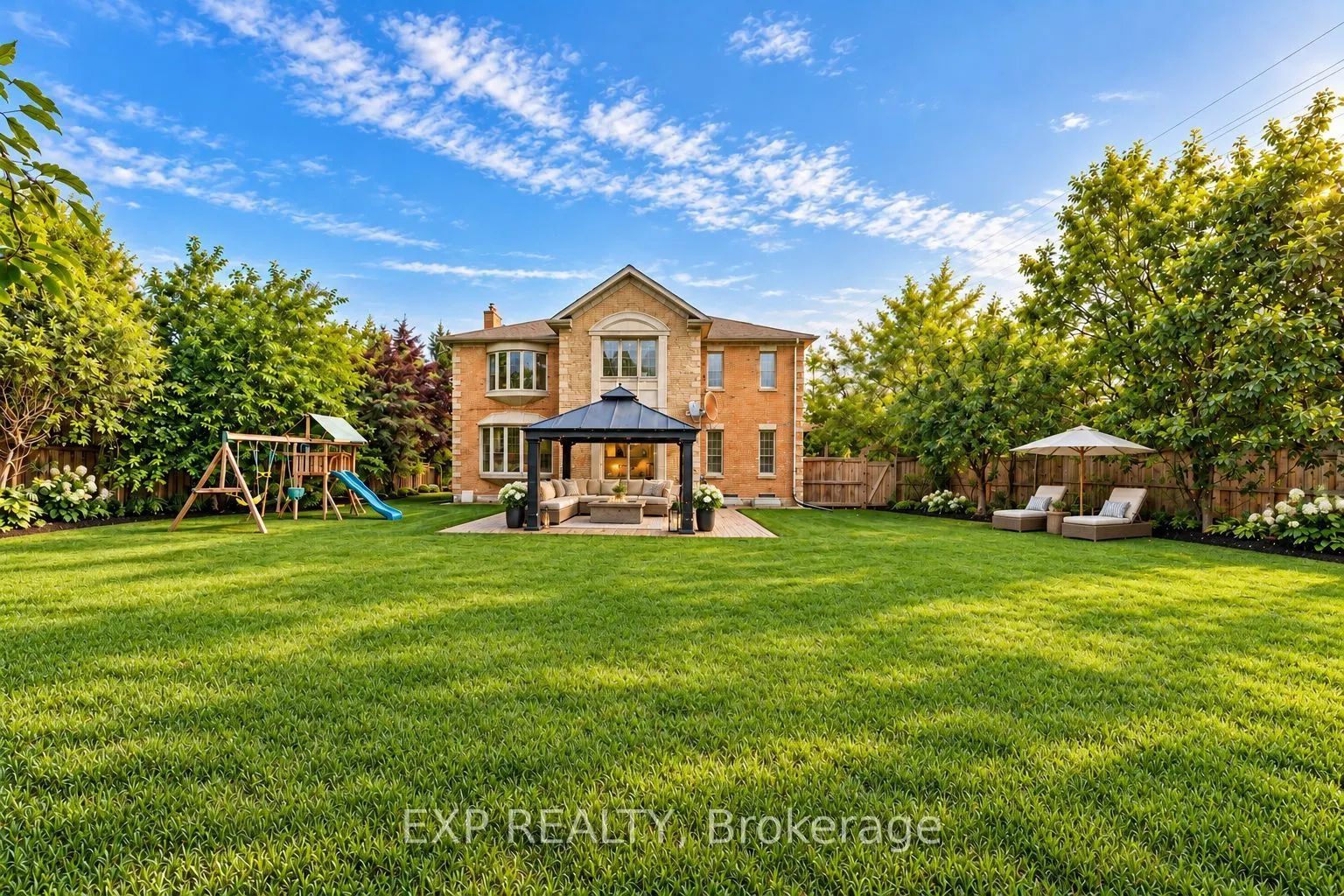 2 Shallmar Gardens
