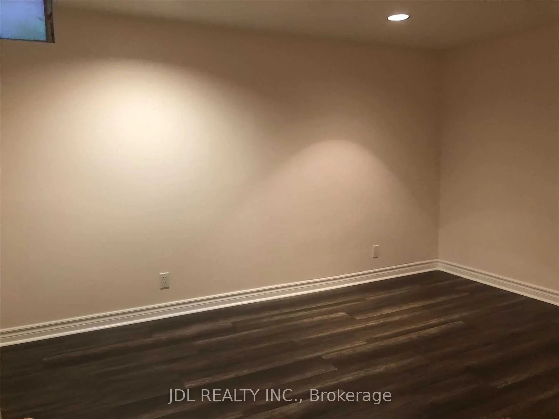87 Strathmore Drive