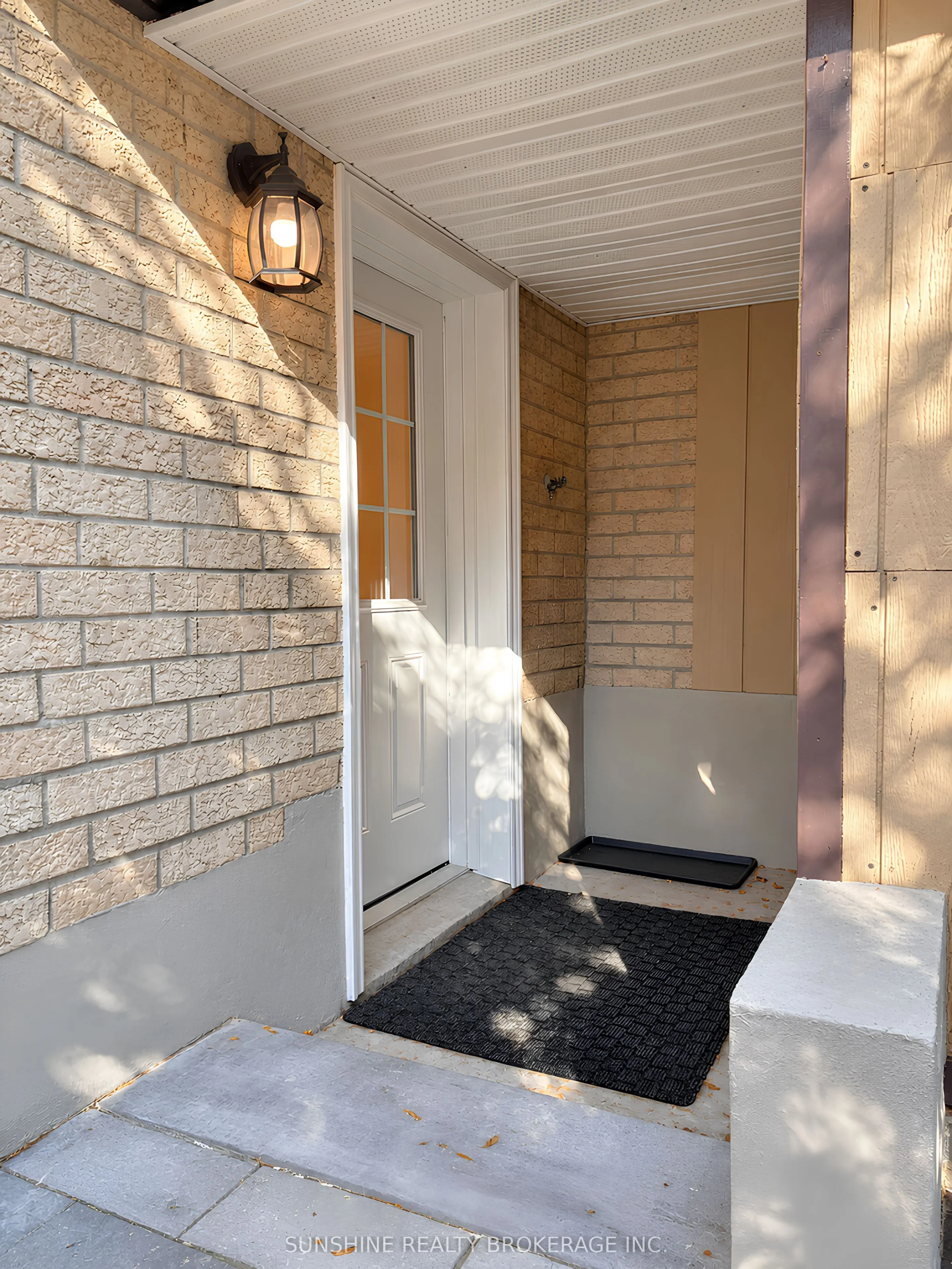 37 Bowhill Drive #Walk-Out Basement