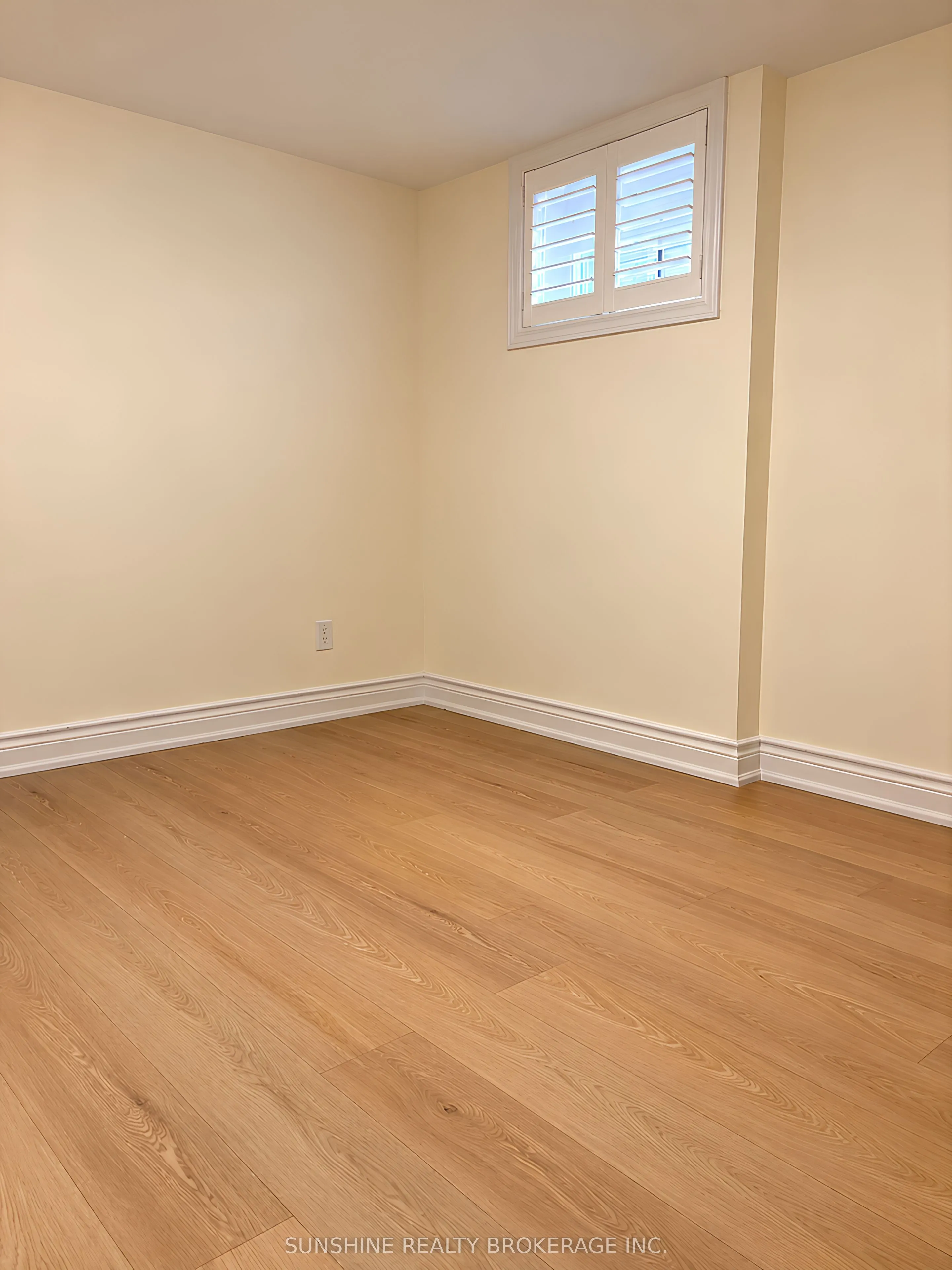 37 Bowhill Drive #Walk-Out Basement