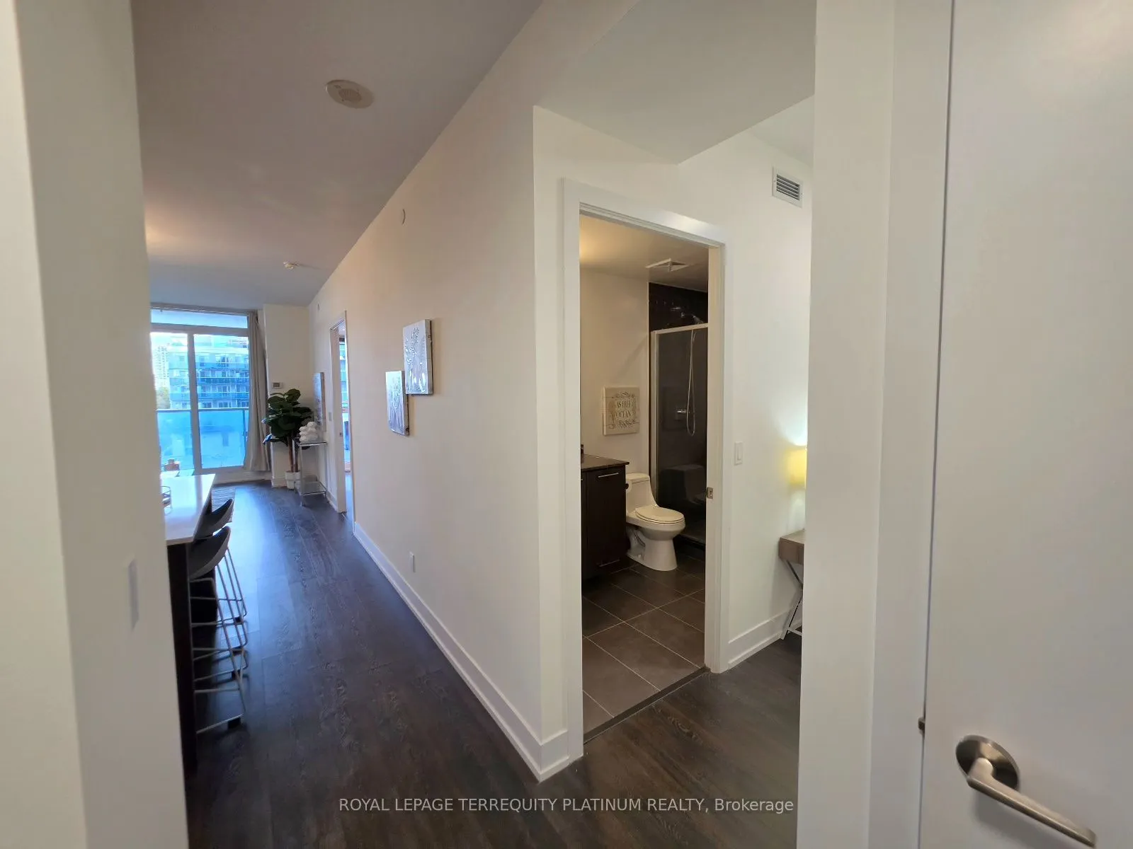 9471 Yonge Street #502