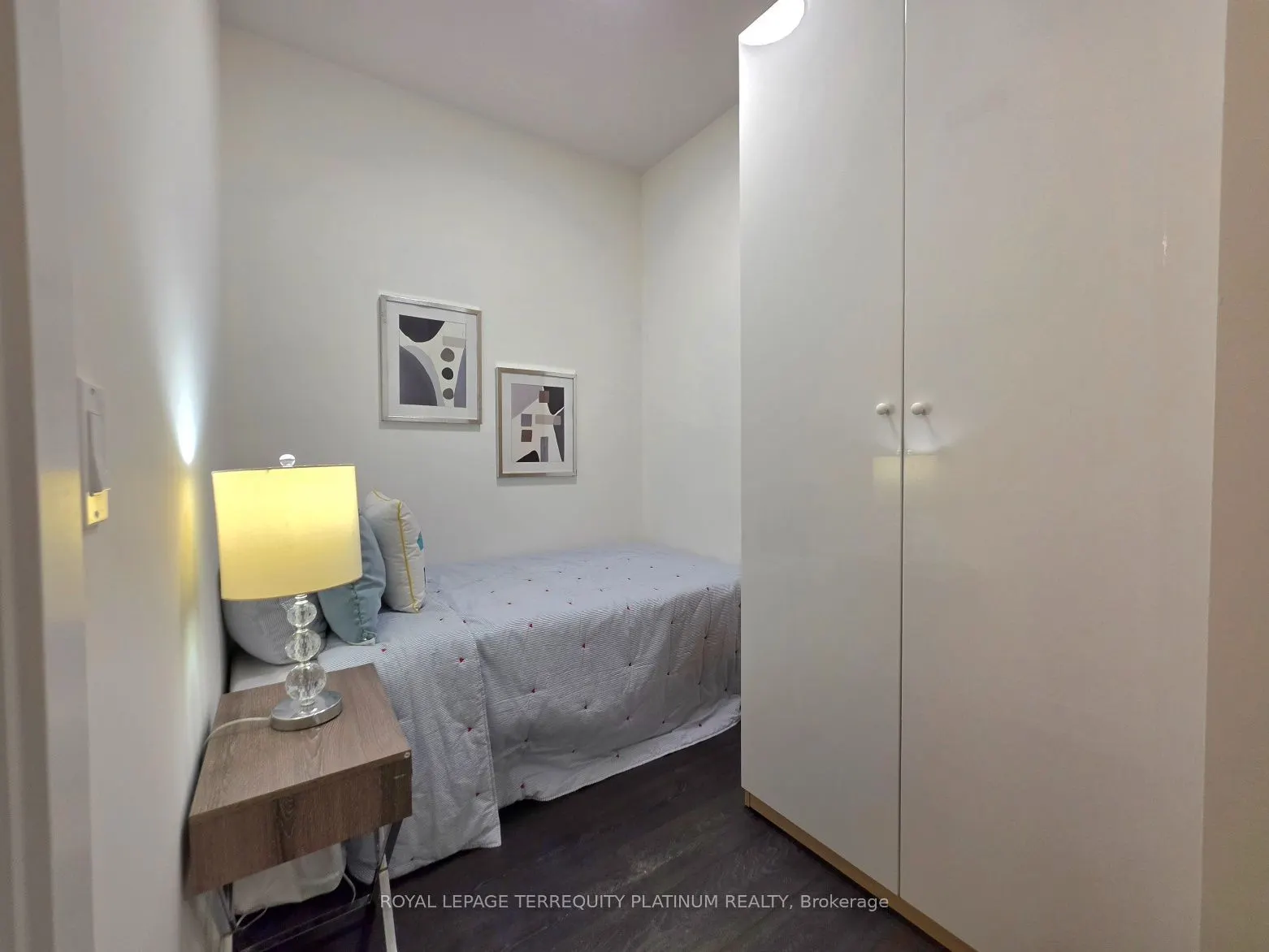 9471 Yonge Street #502