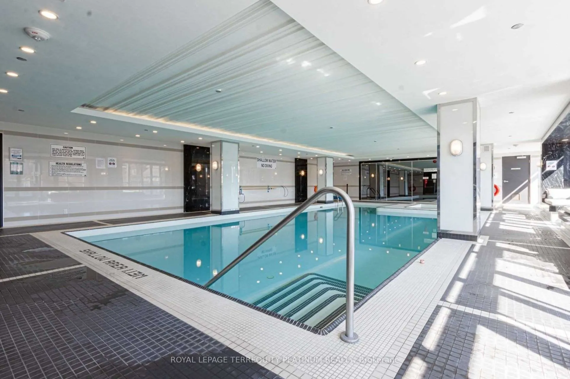 9471 Yonge Street #502