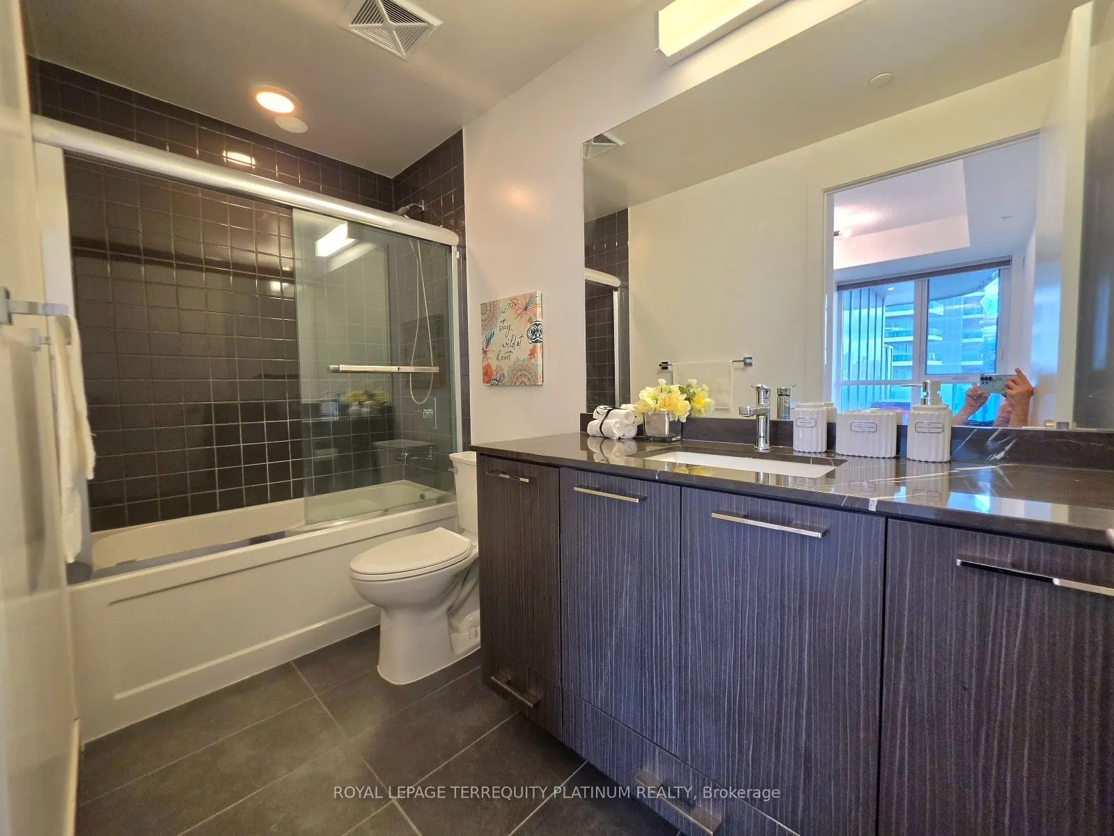 9471 Yonge Street #502