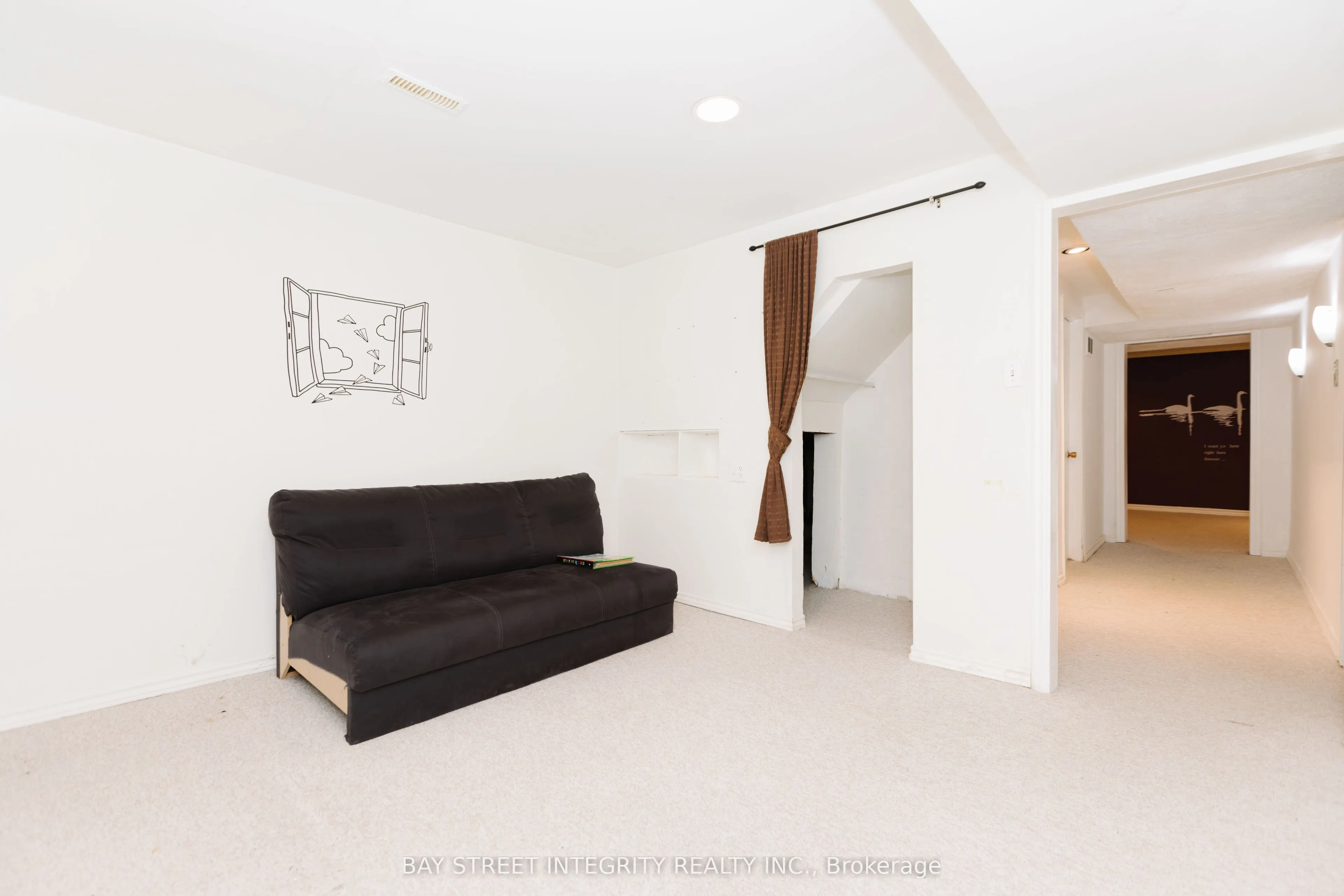 12 Charnwood Place