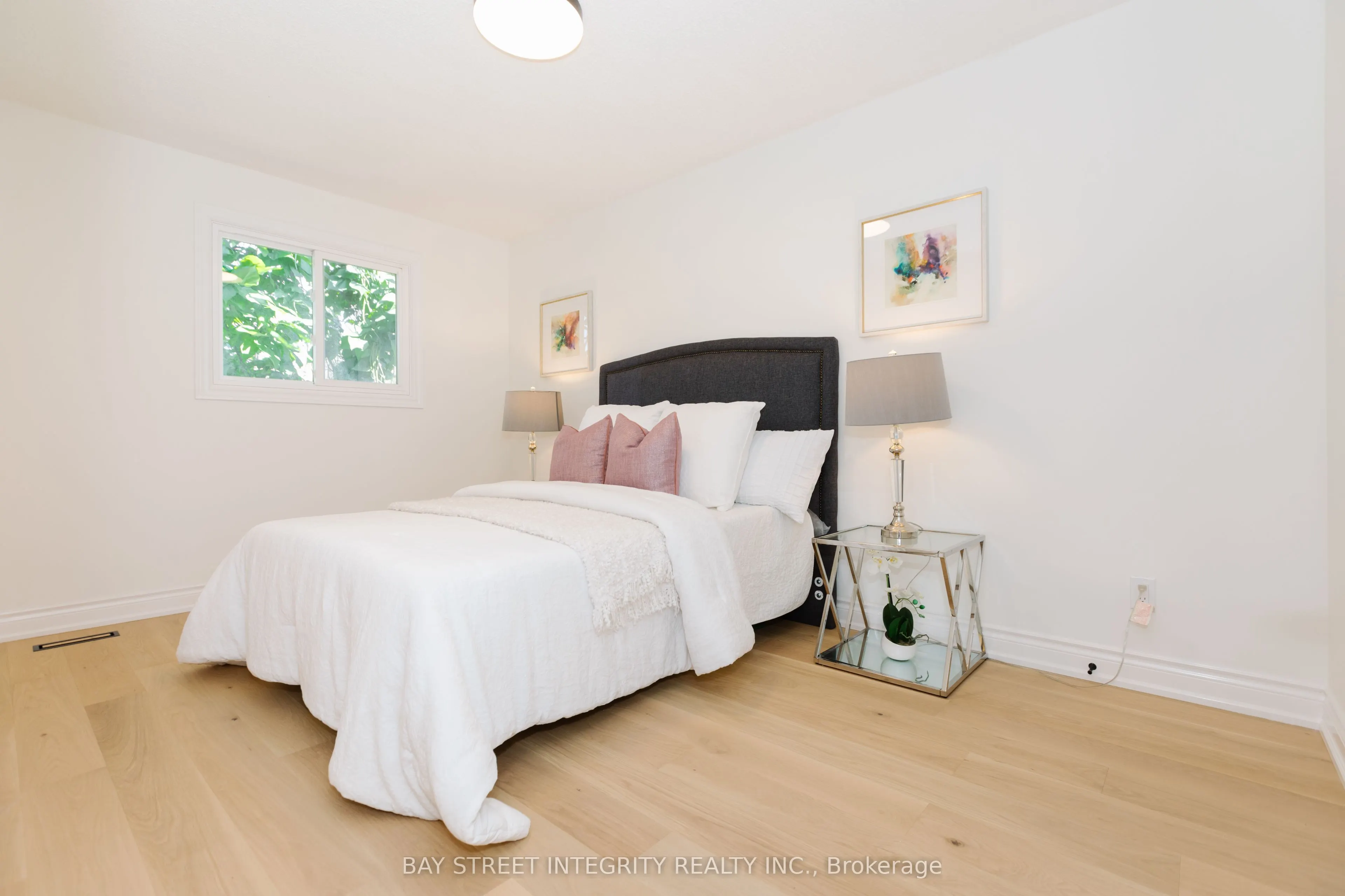 12 Charnwood Place