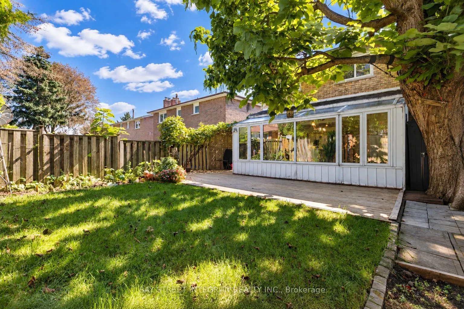 12 Charnwood Place
