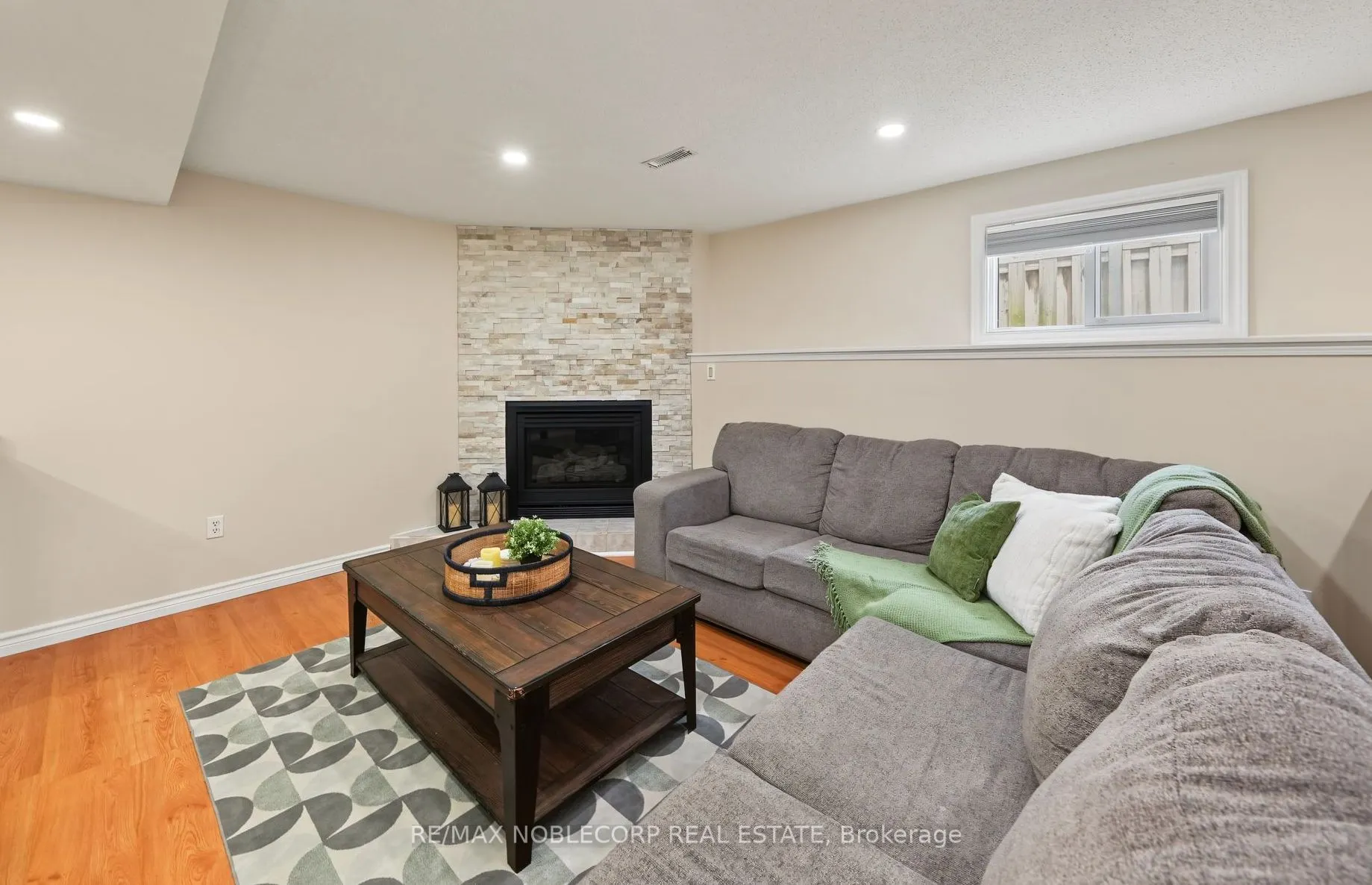 76 Edenbridge Drive