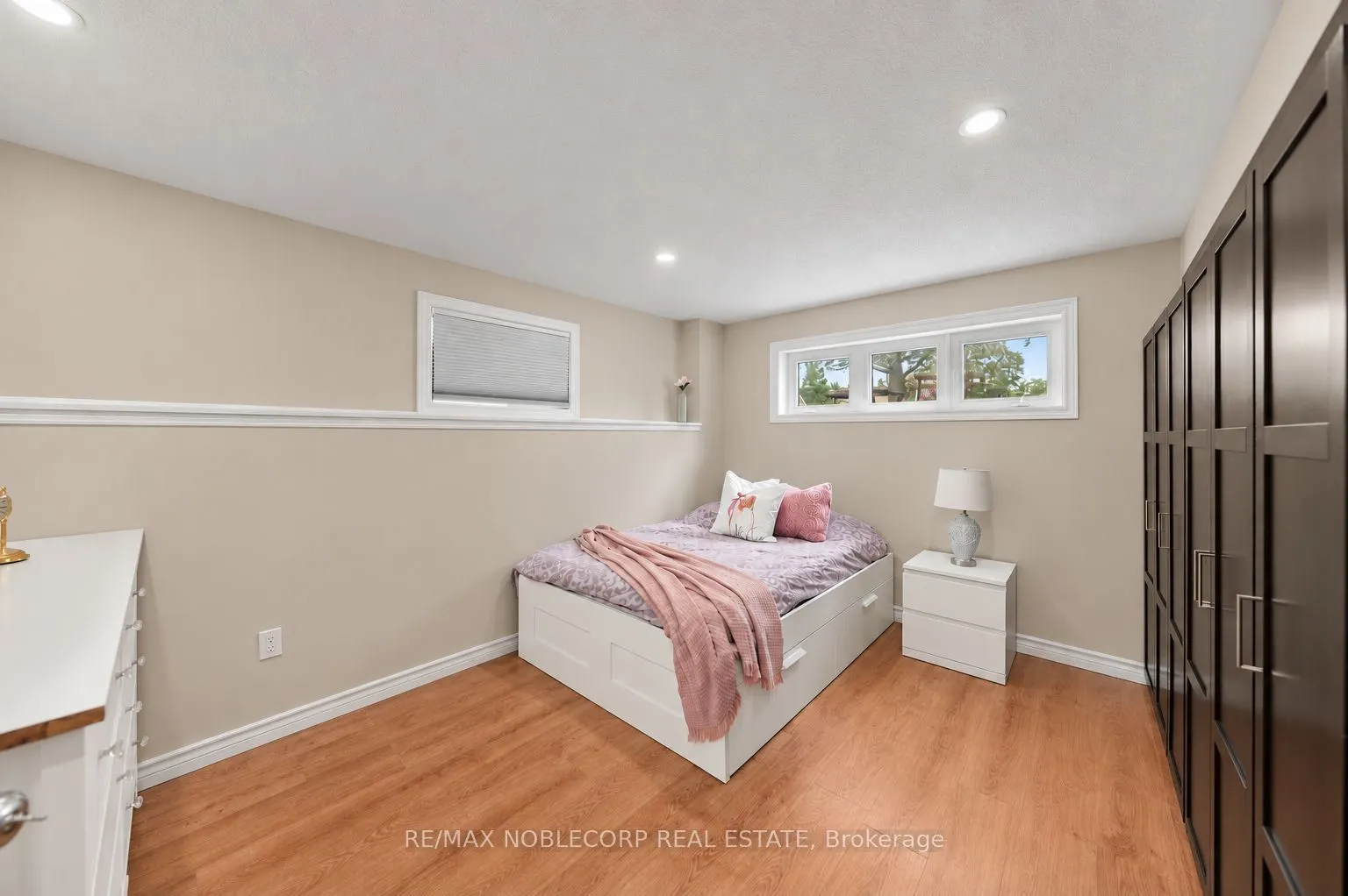 76 Edenbridge Drive