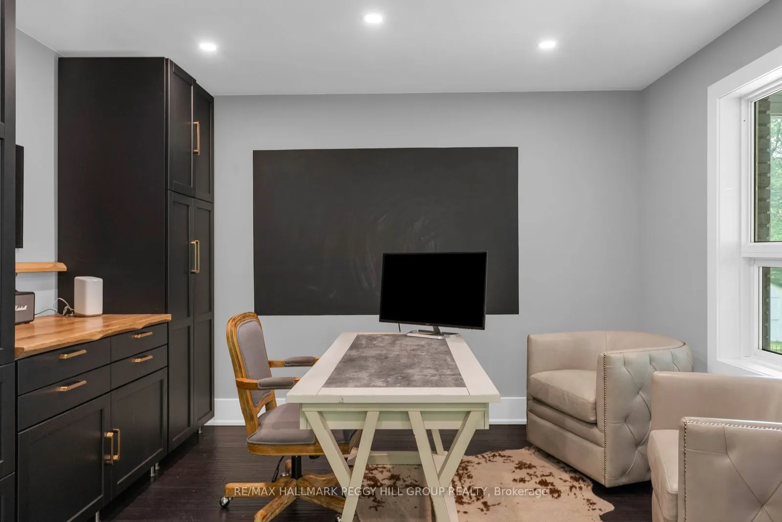 1814 Quantz Crescent