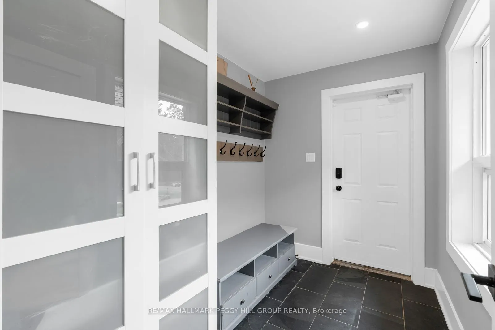 1814 Quantz Crescent