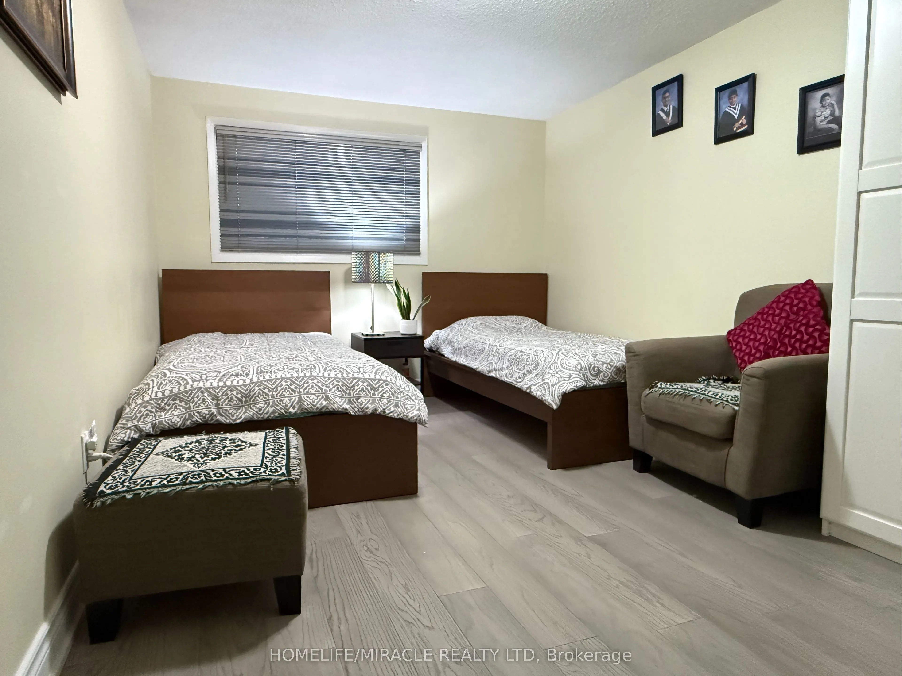 163 Mabley Crescent