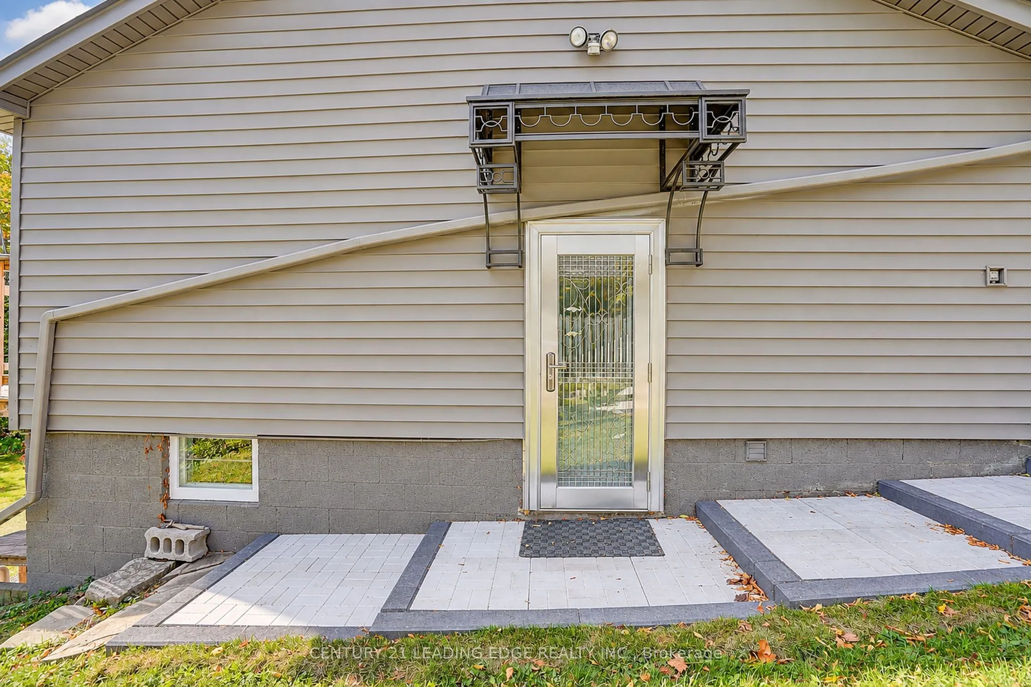 1006 Elgin Street #Basement