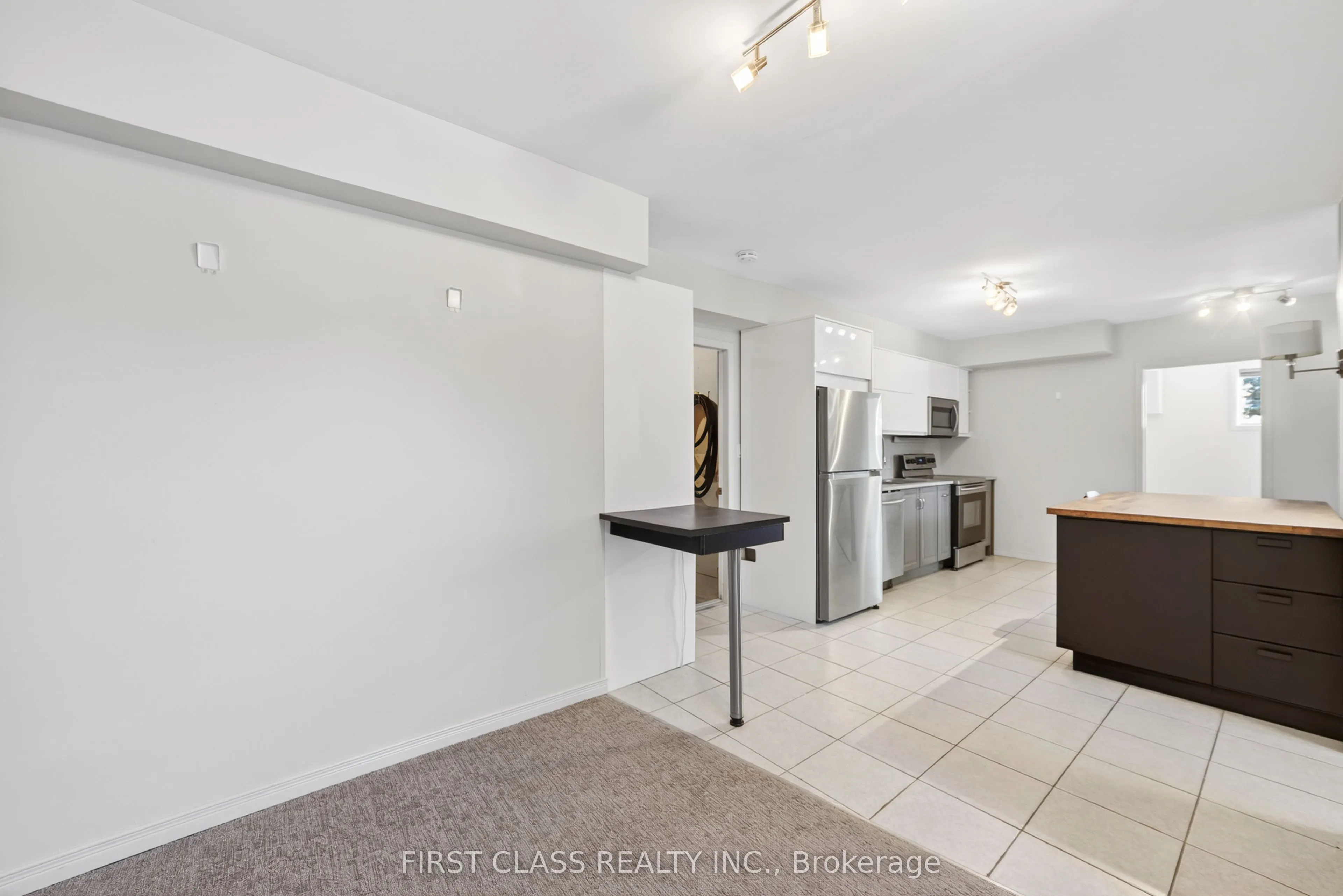 20173 Bathurst Street